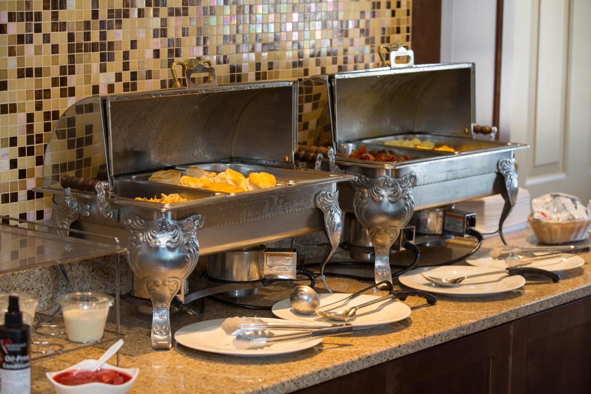 Ivy Court Inn and Suites gallery photo in South Bend, IN — image 27