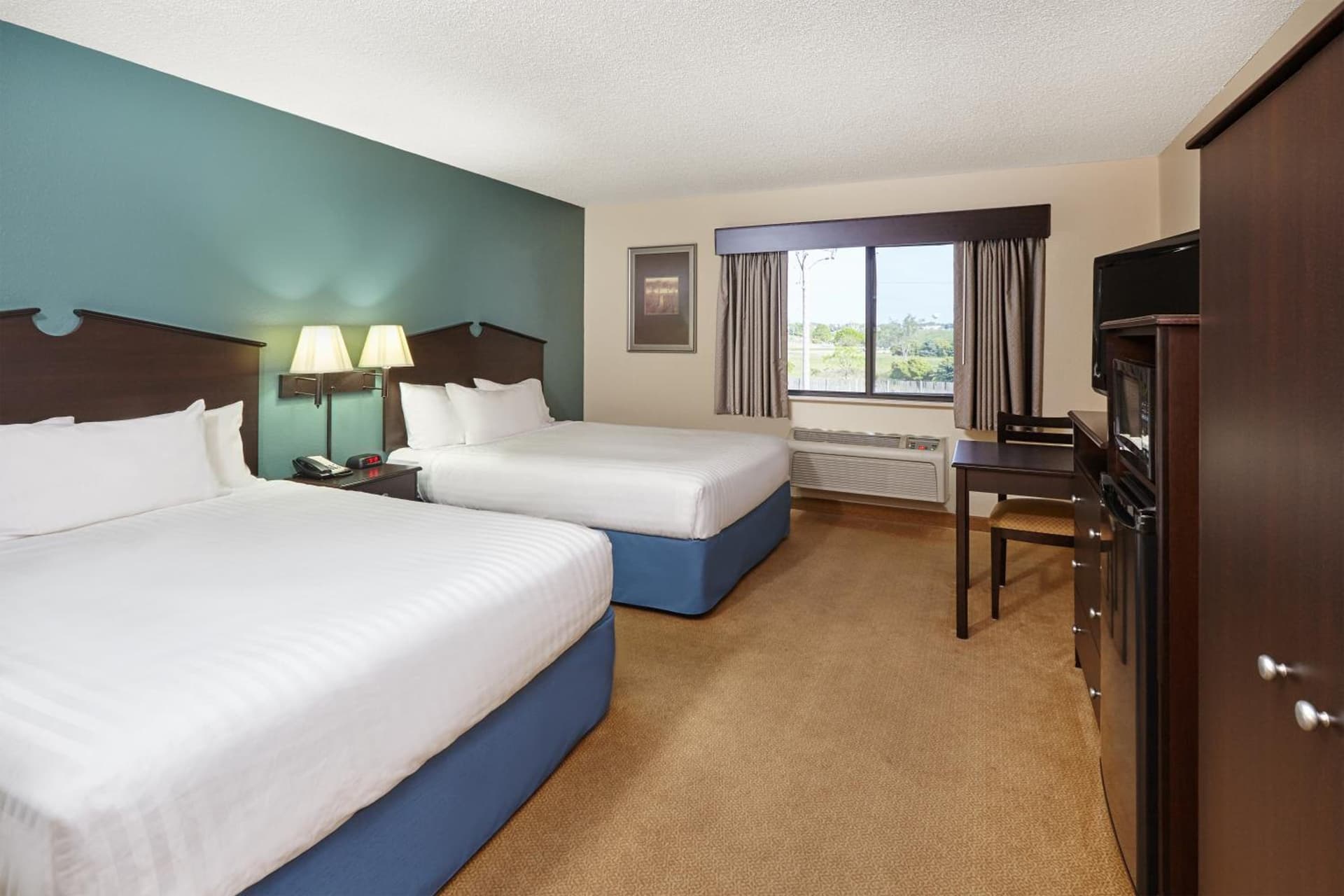 AmericInn by Wyndham Green Bay East gallery photo in Green Bay, WI — image 26