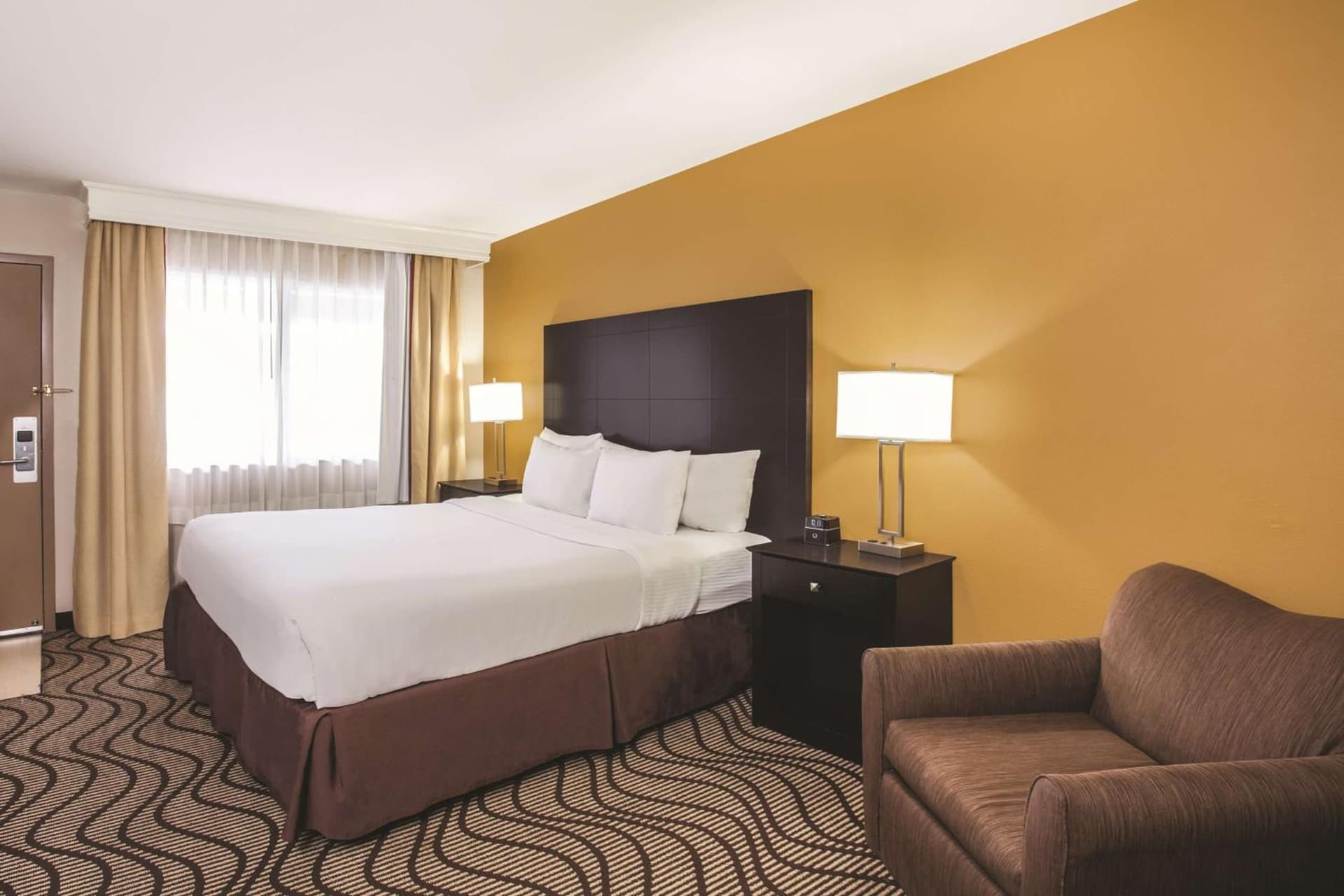 La Quinta by Wyndham Carlsbad - Legoland Area gallery photo in Carlsbad, CA — image 8