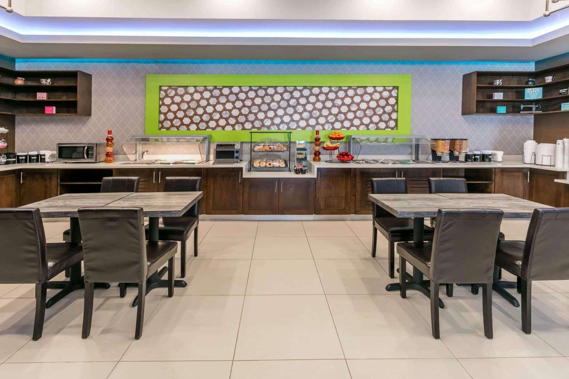 Ramada by Wyndham El Paso gallery photo in El Paso, TX — image 22