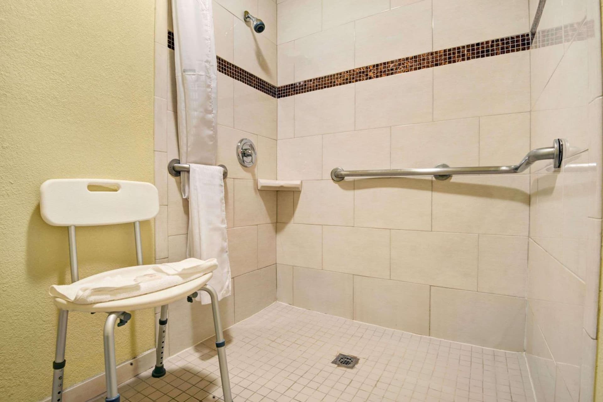 Ramada by Wyndham El Paso gallery photo in El Paso, TX — image 27
