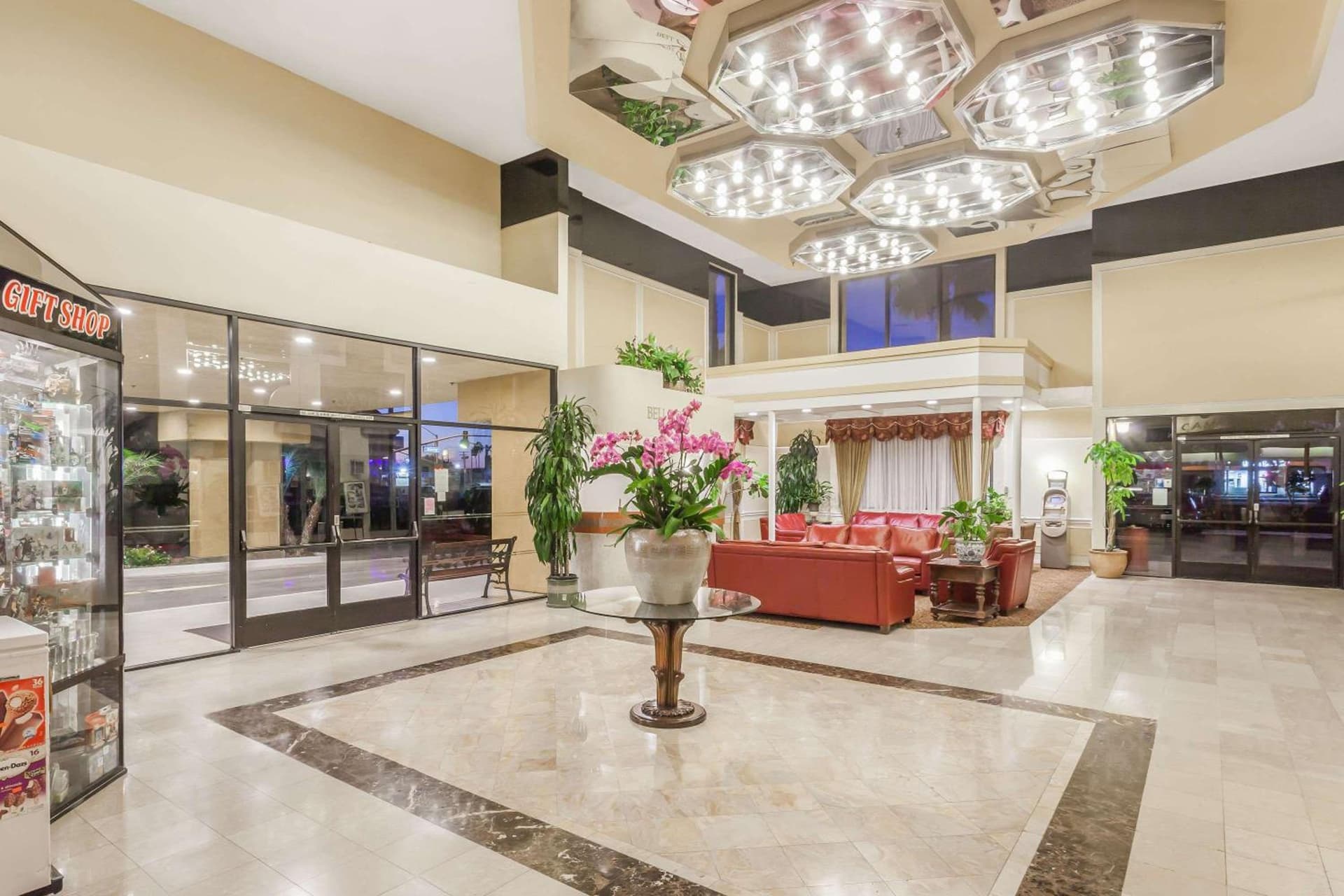 Ramada Plaza by Wyndham Garden Grove/Anaheim South property views in Garden Grove, CA — gallery photo 3