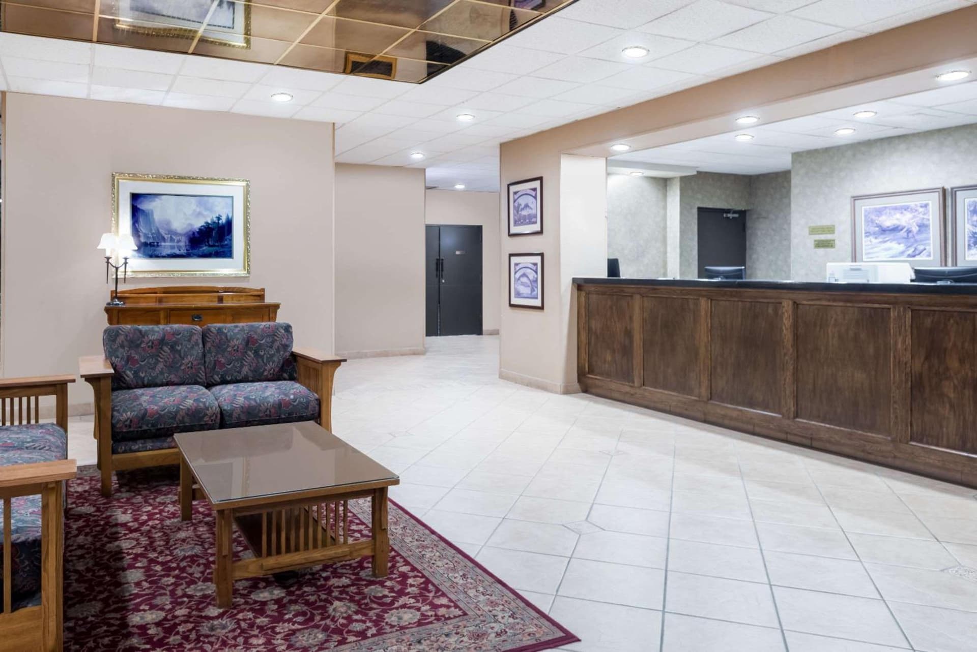Ramada by Wyndham Watertown Thousand interior in Watertown, NY — gallery photo 2