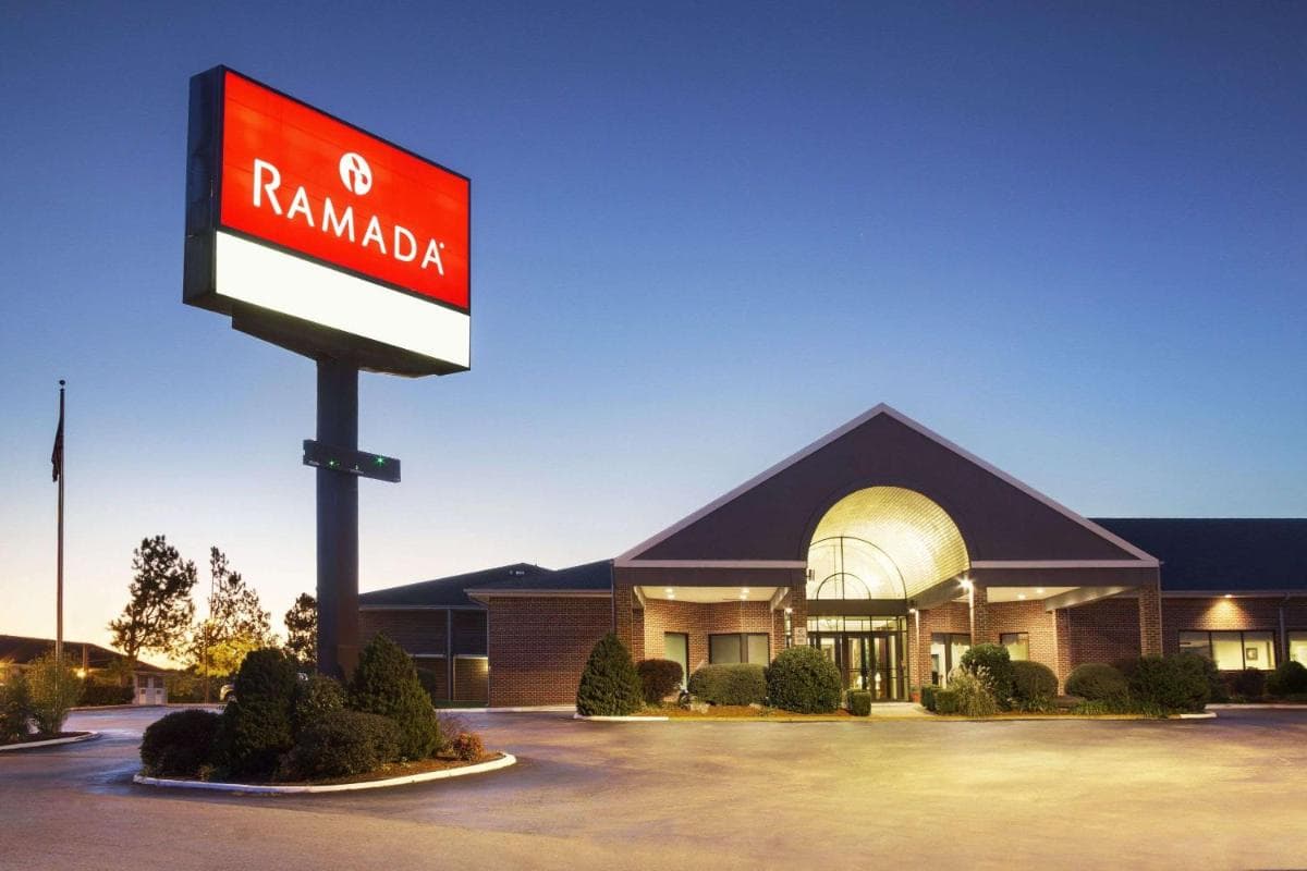 Ramada by Wyndham Batesville featured exterior or lobby in Batesville, AR — similar hotel