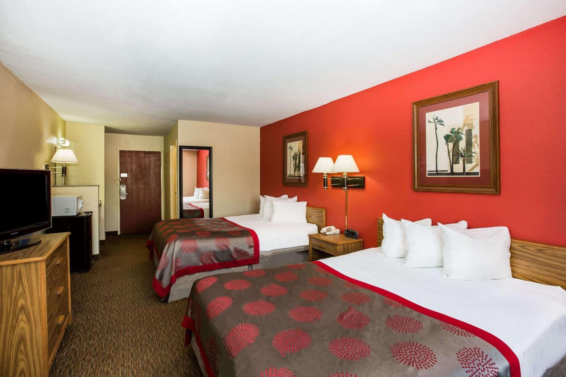 Ramada by Wyndham Sioux Falls gallery photo in Sioux Falls, SD — image 4