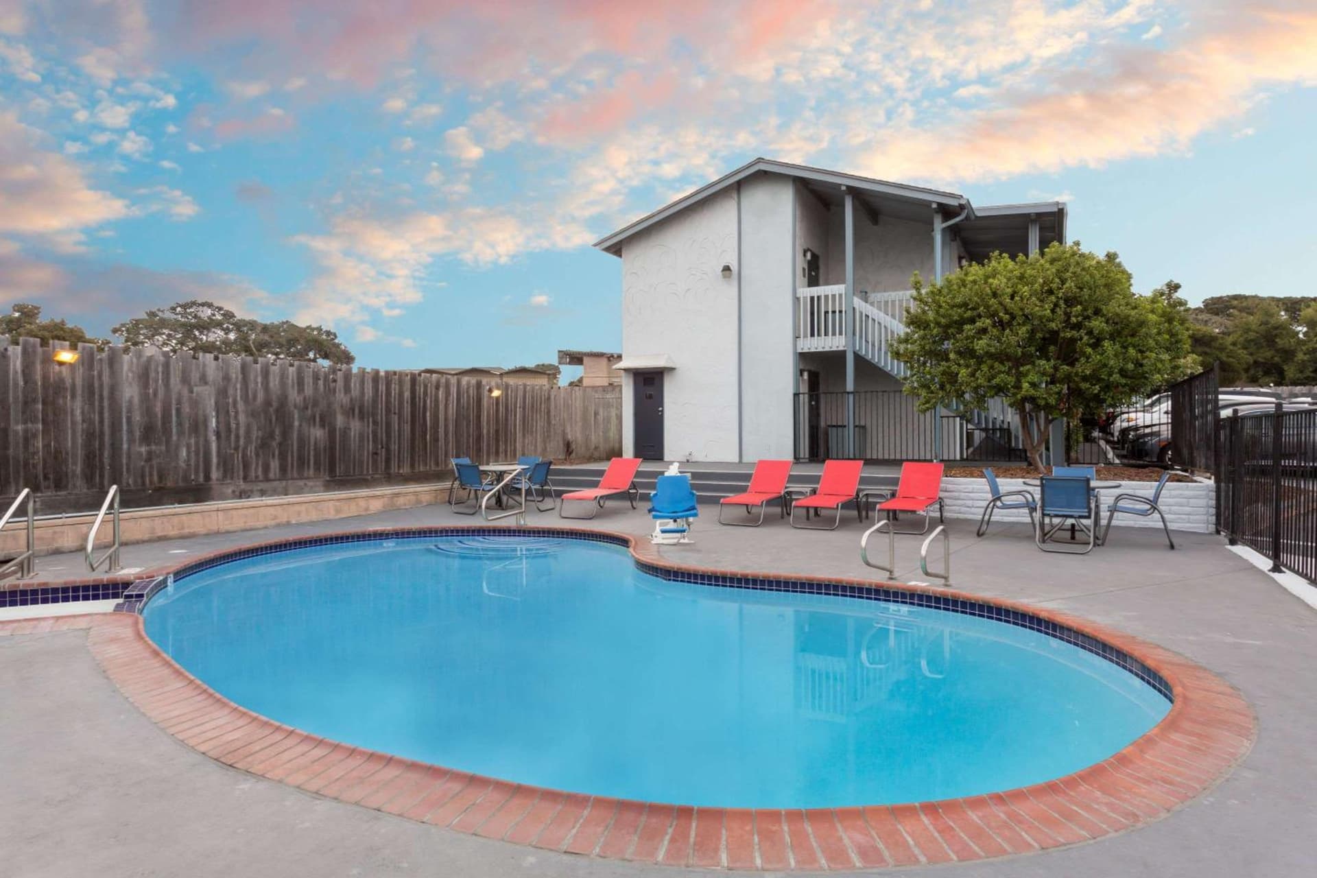 Ramada by Wyndham Monterey gallery photo in Monterey, CA — image 25