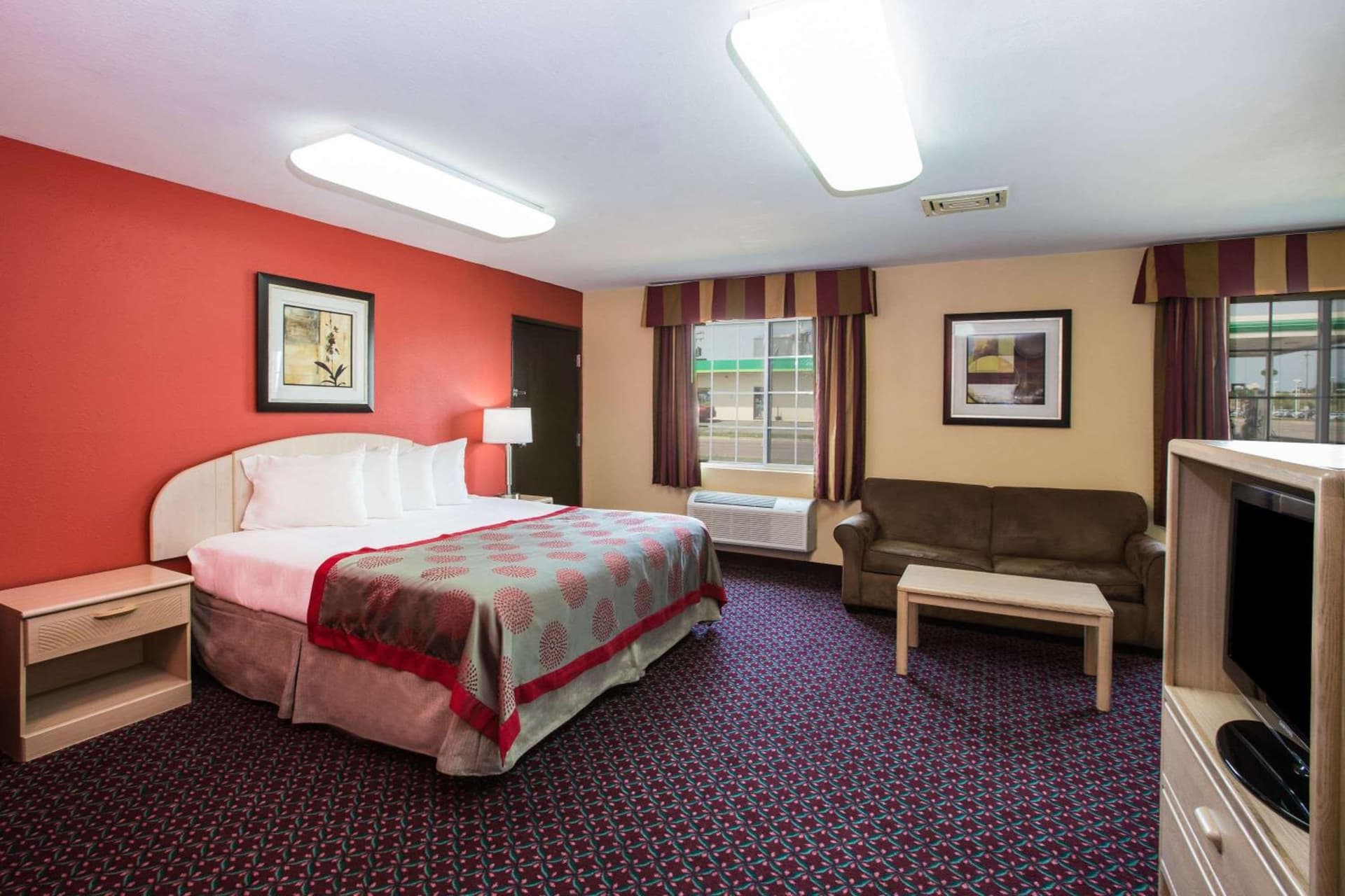 Ramada by Wyndham Sioux Falls interior in Sioux Falls, SD — gallery photo 2