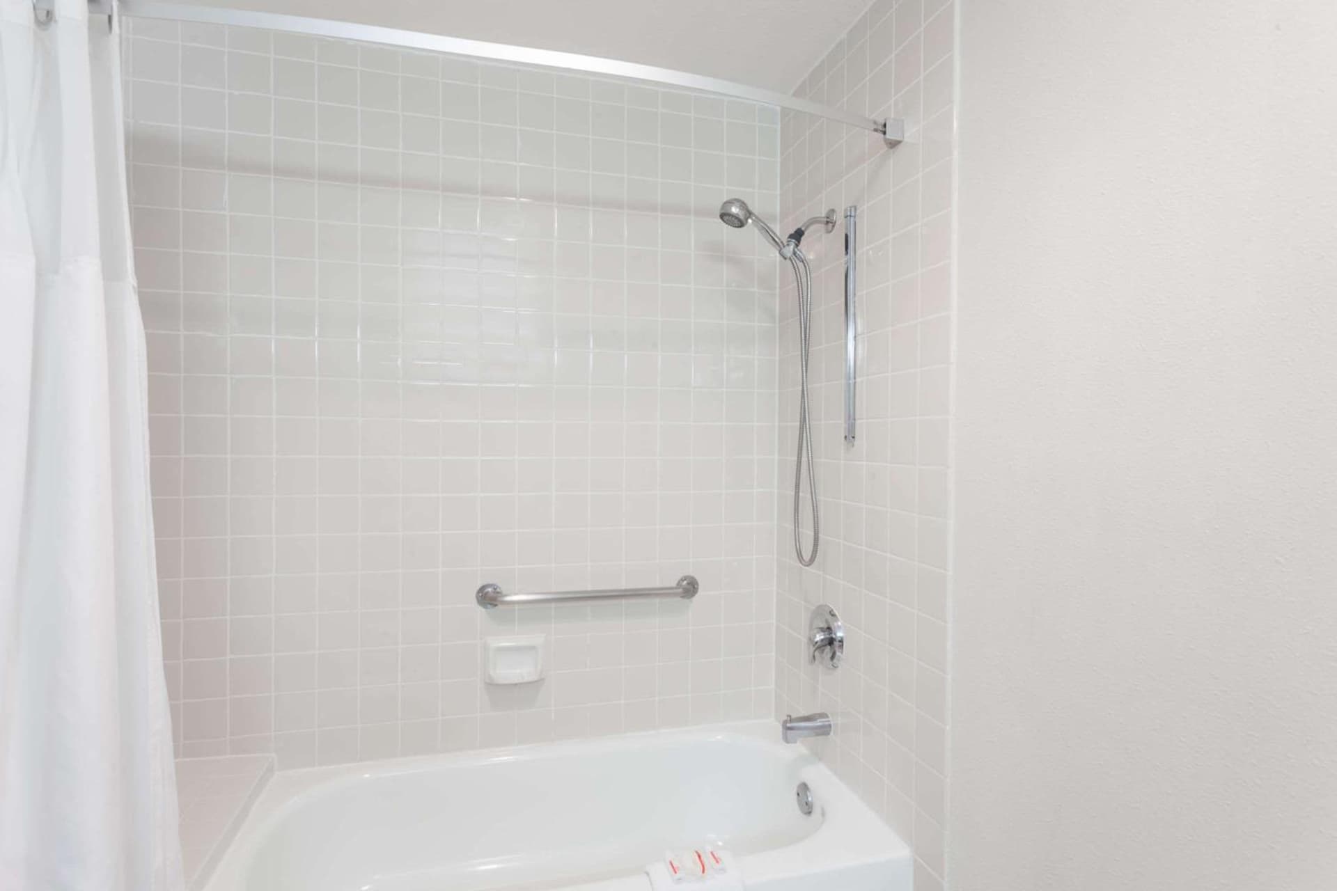 Ramada by Wyndham Oceanside gallery photo in Oceanside, CA — image 21