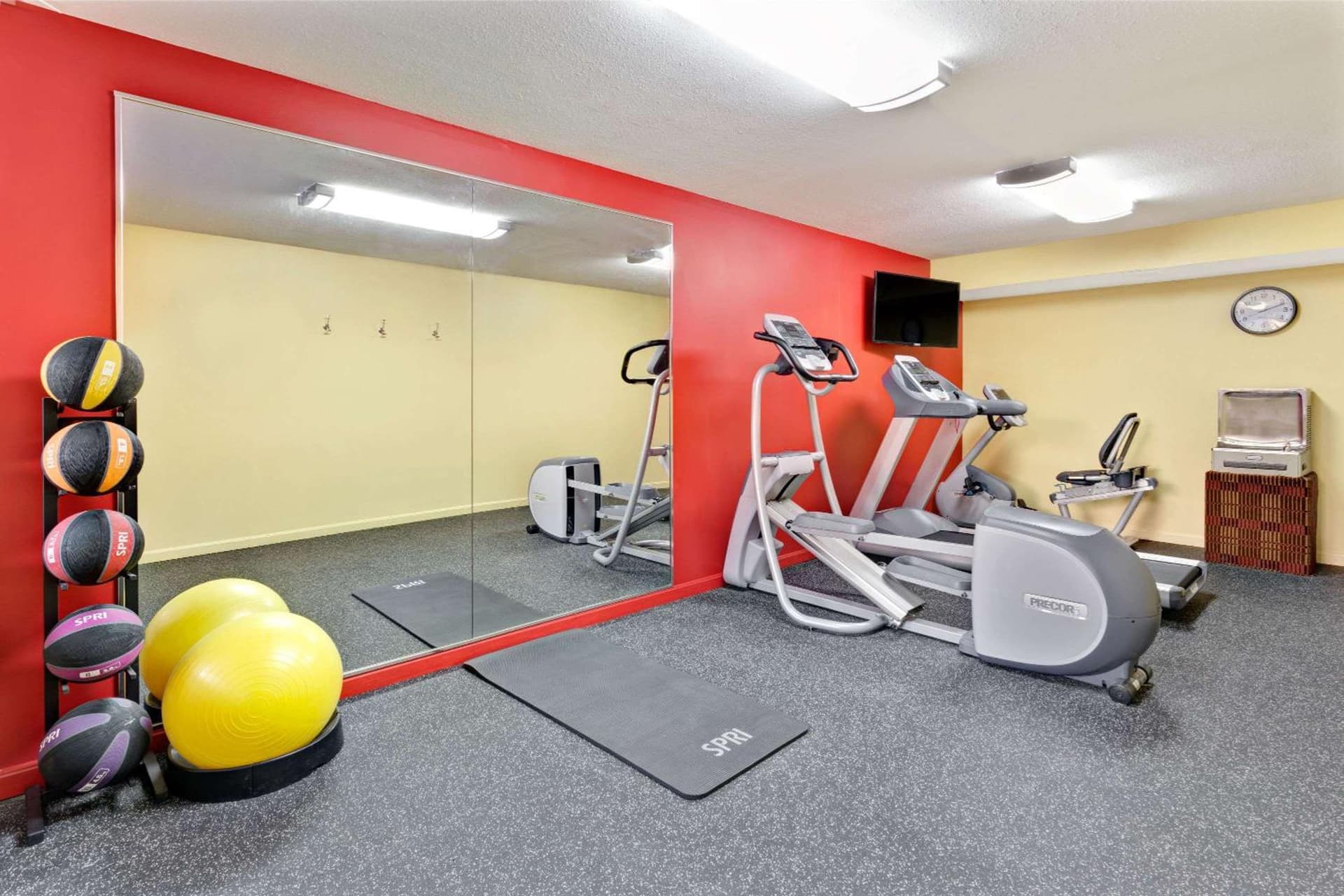 Ramada by Wyndham Baltimore West property views in Catonsville, MD — gallery photo 3