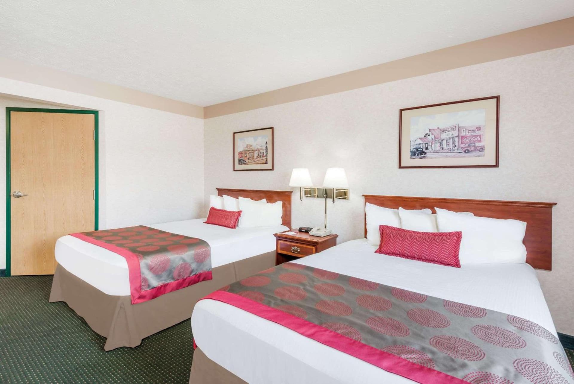 Ramada by Wyndham Strasburg Dover gallery photo in Strasburg, OH — image 14