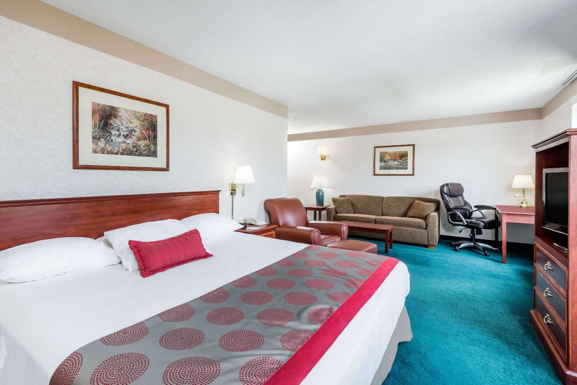 Ramada by Wyndham Strasburg Dover gallery photo in Strasburg, OH — image 15