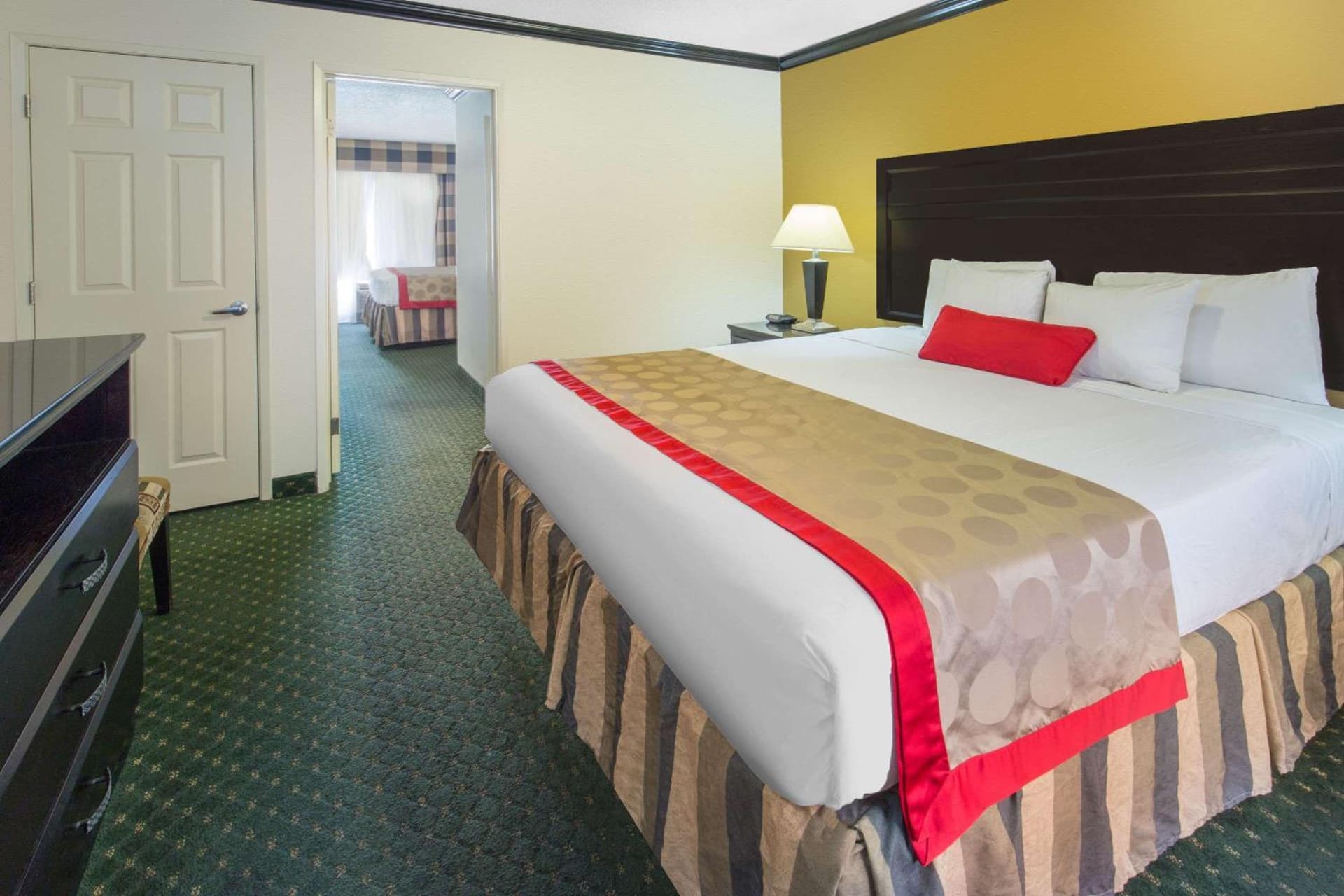 Ramada by Wyndham Ontario Airport & Convention Center gallery photo in Ontario, CA — image 66