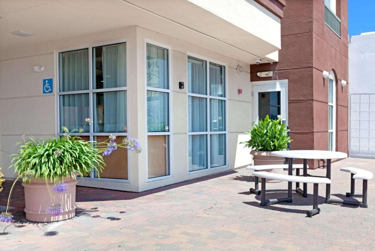 Ramada Limited and Suites San Francisco Airport property views in South San Francisco, CA — gallery photo 3