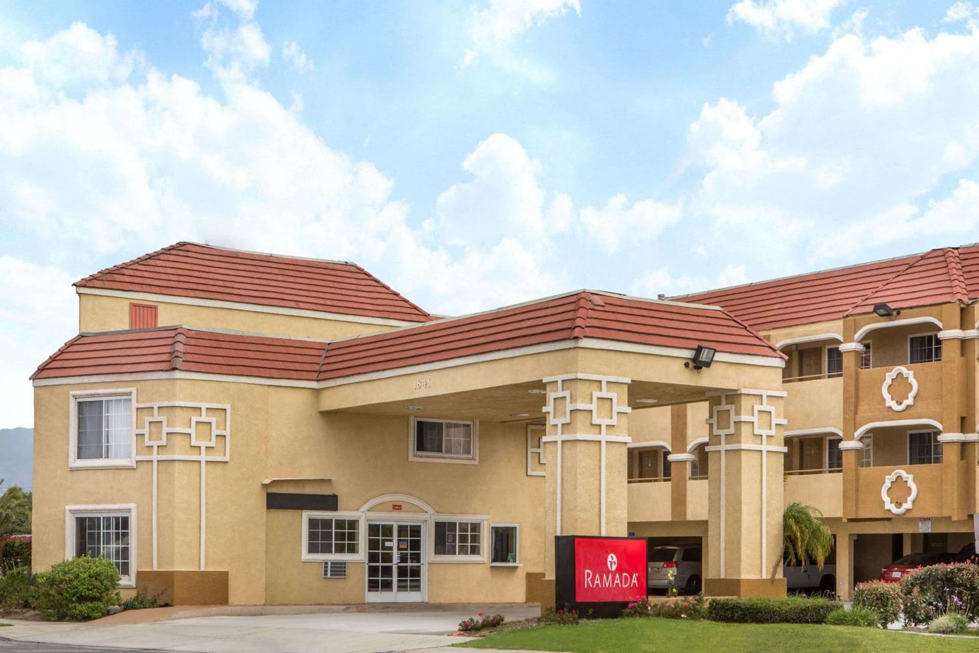 Ramada by Wyndham Ontario Airport & Convention Center gallery photo in Ontario, CA — image 77