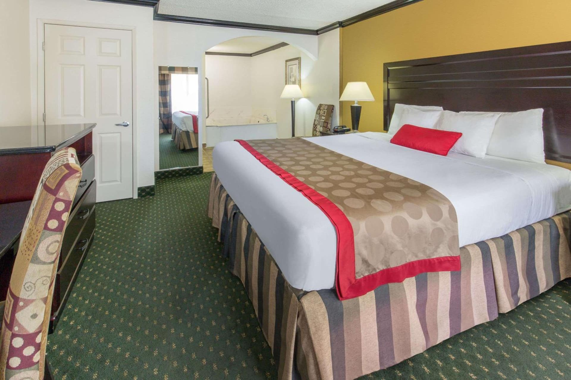 Ramada by Wyndham Ontario Airport & Convention Center gallery photo in Ontario, CA — image 65