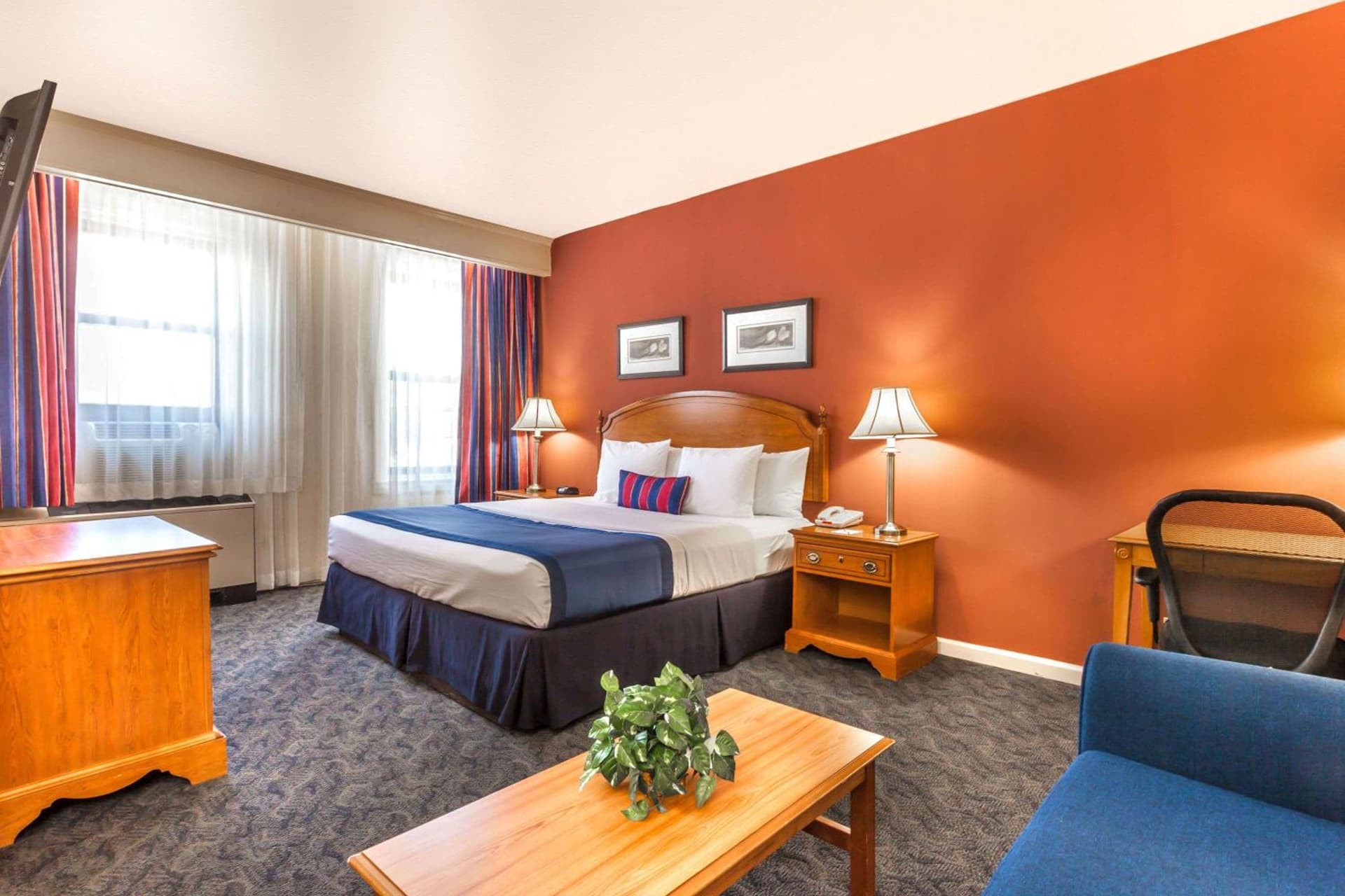 Ramada by Wyndham Jersey City gallery photo in Jersey City, NJ — image 14