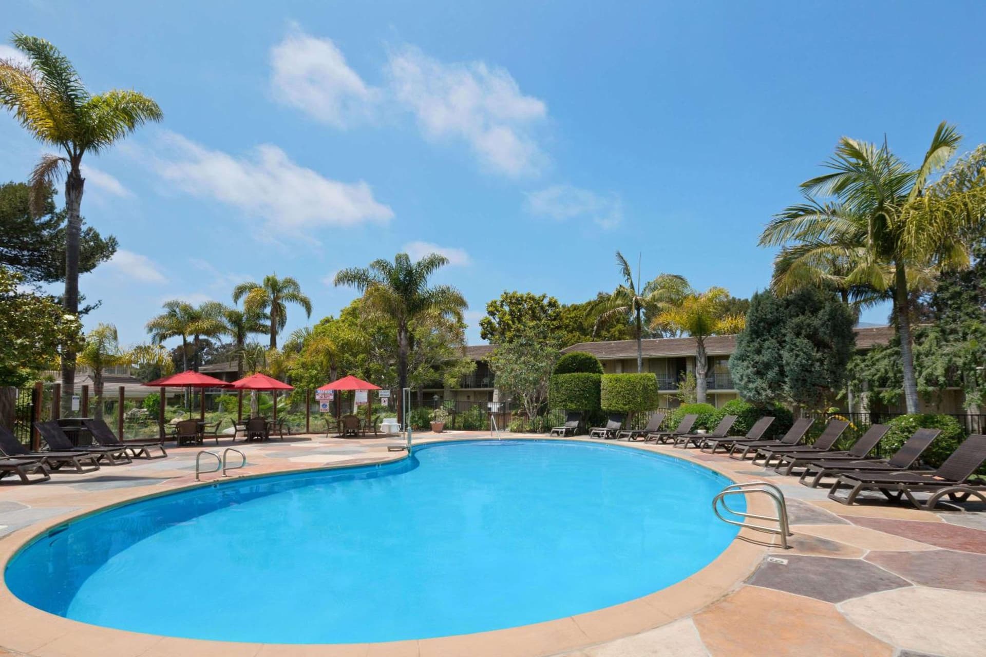 Ramada by Wyndham Santa Barbara gallery photo in Santa Barbara, CA — image 16
