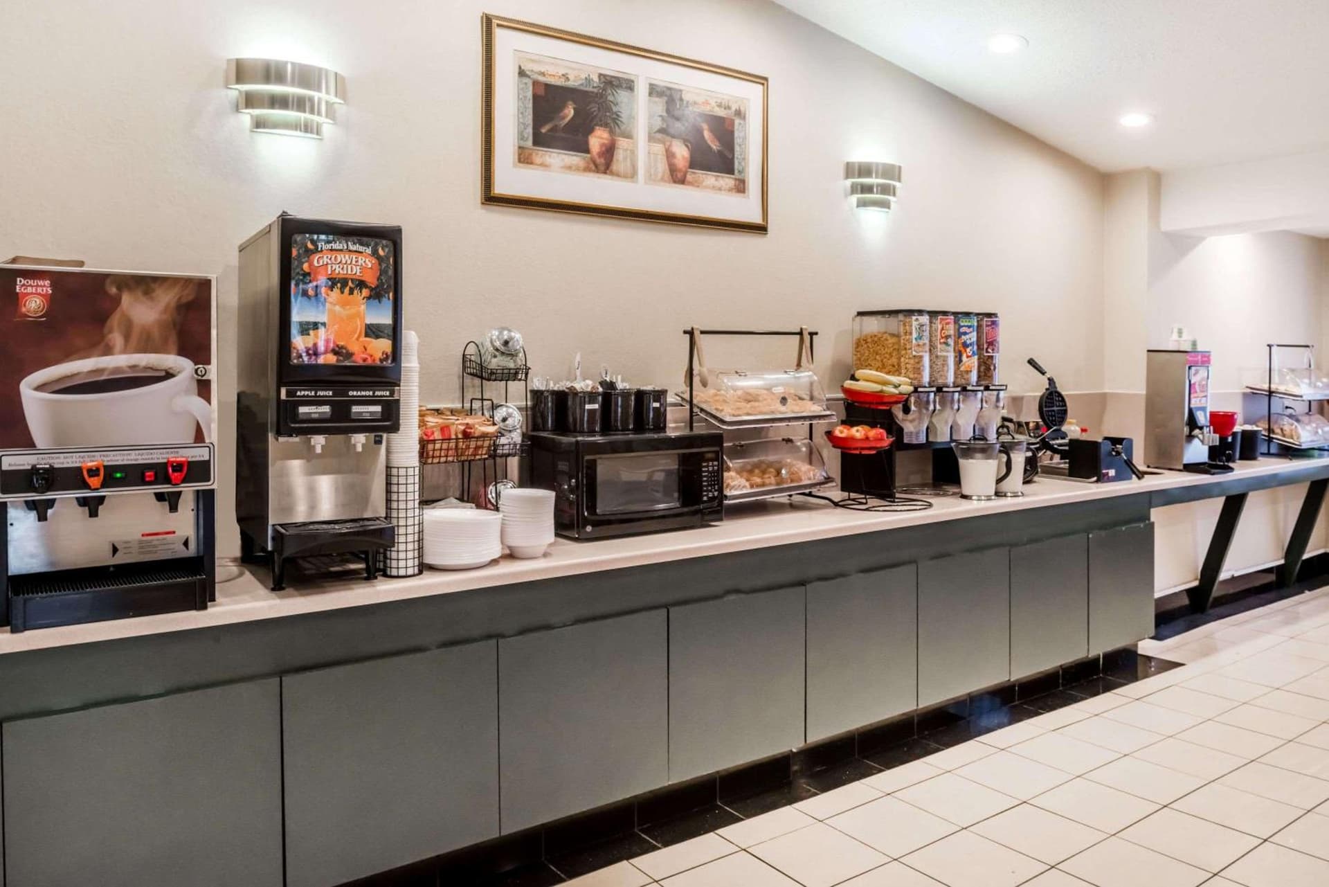 Ramada by Wyndham Columbia gallery photo in Columbia, MO — image 27