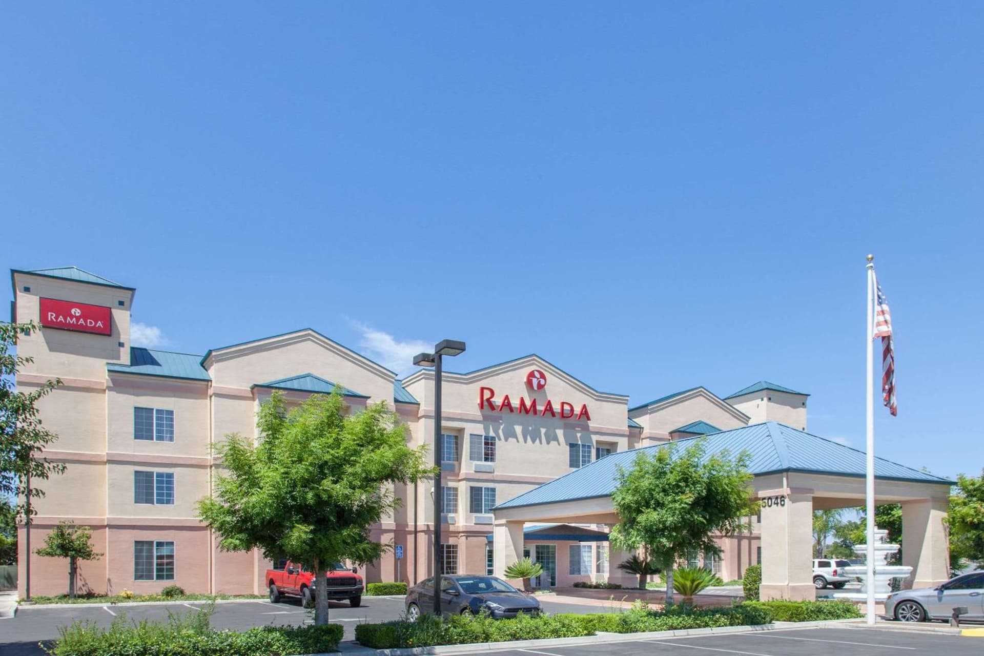 Ramada by Wyndham Fresno Northwest — hotel in Fresno, California