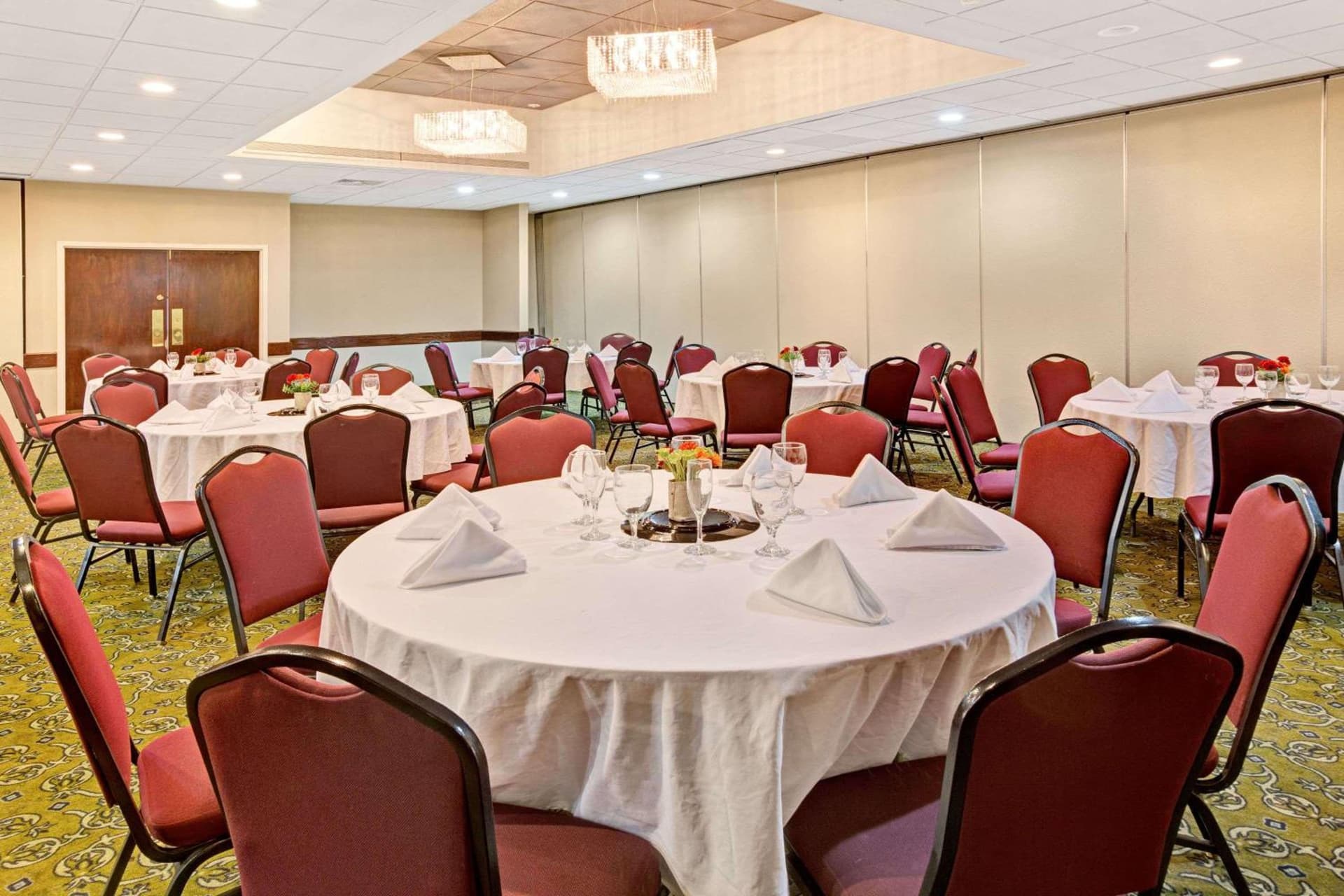 Sonesta Select Hotels Statesville gallery photo in Statesville, NC — image 33