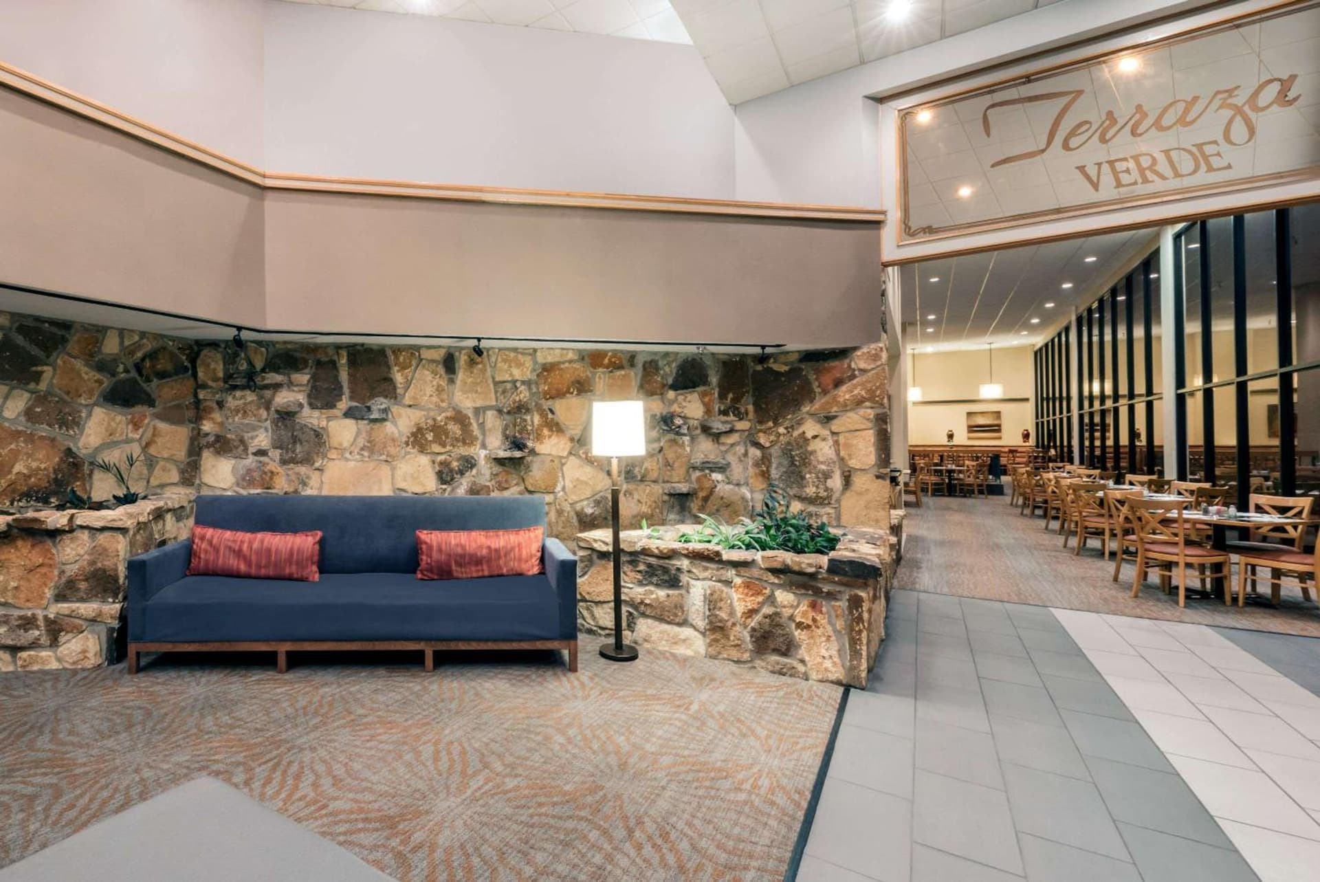 DoubleTree by Hilton Laredo gallery photo in Laredo, TX — image 19