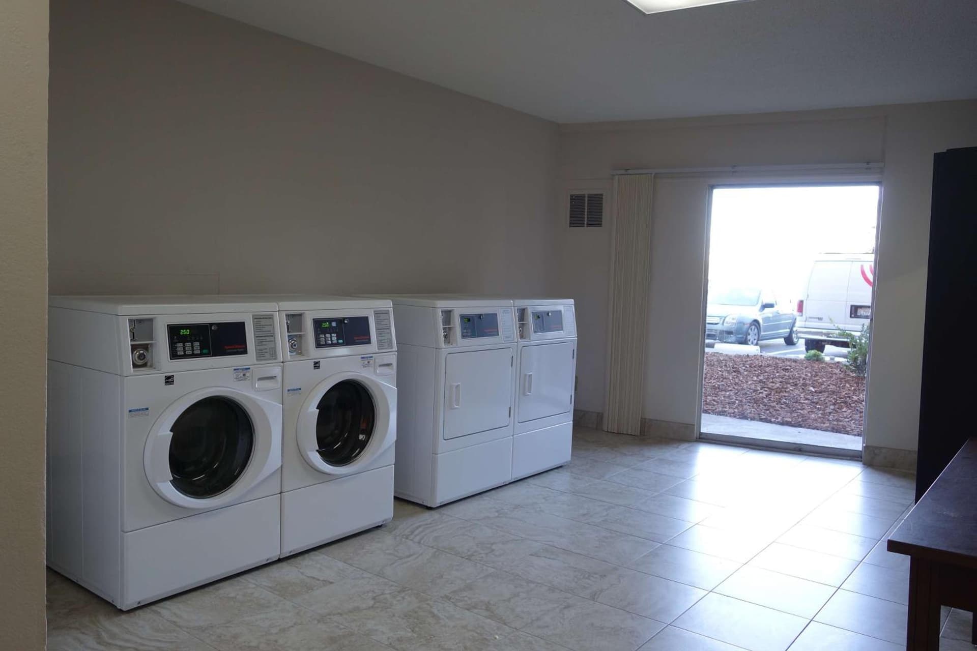 Ramada by Wyndham Sacramento gallery photo in Sacramento, CA — image 30