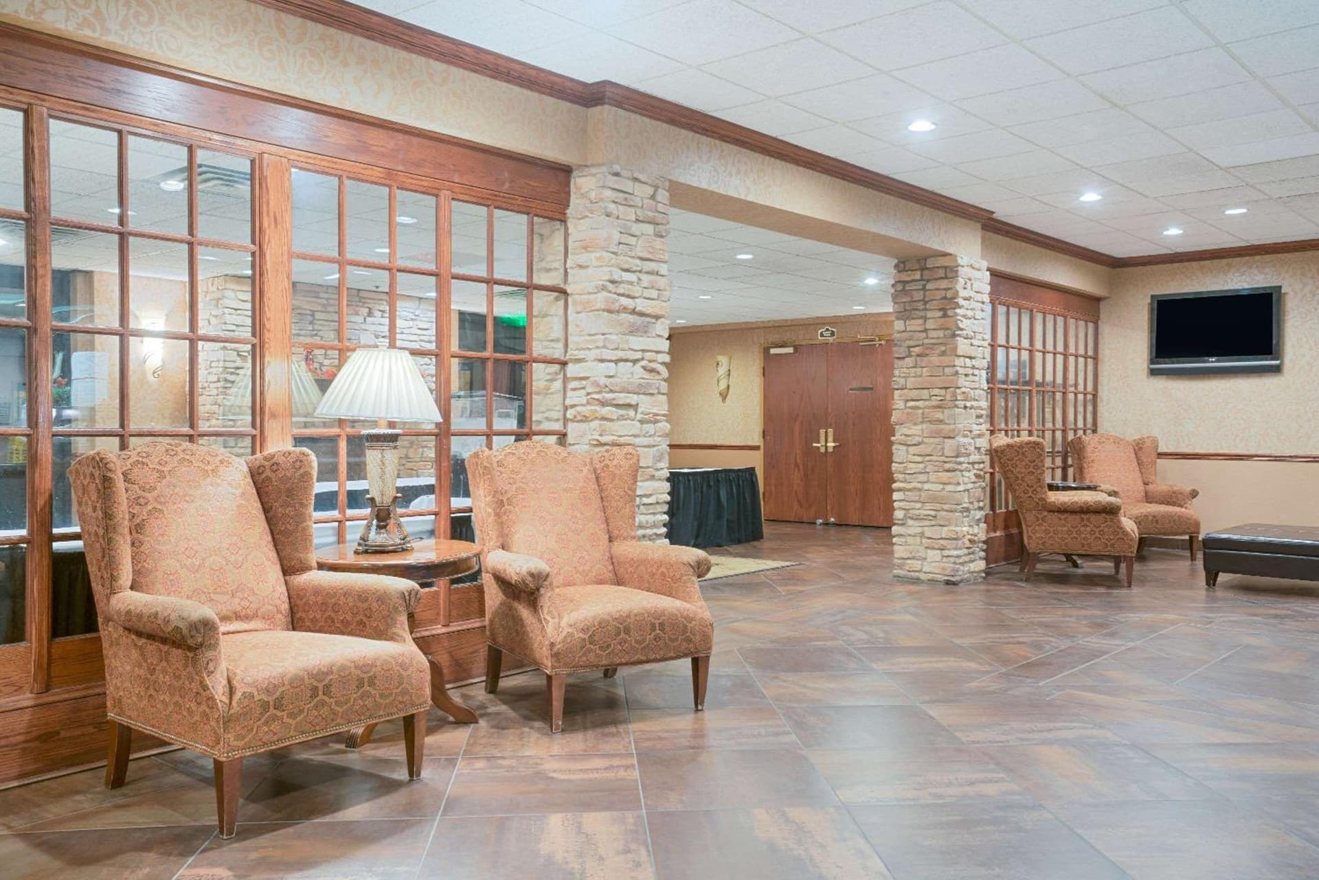 Ramada by Wyndham Plymouth Hotel & Conference Center property views in Plymouth, MN — gallery photo 3
