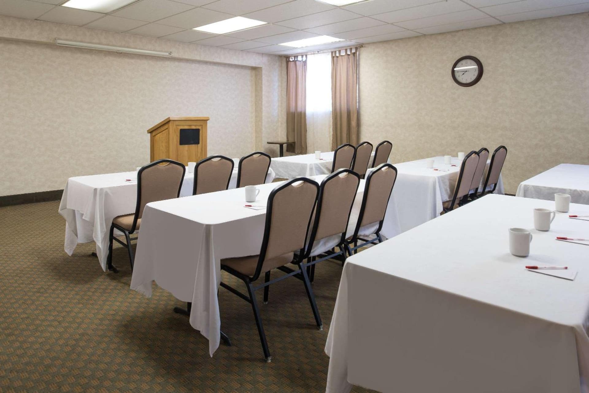 Ramada by Wyndham Downtown Spokane gallery photo in Spokane, WA — image 27