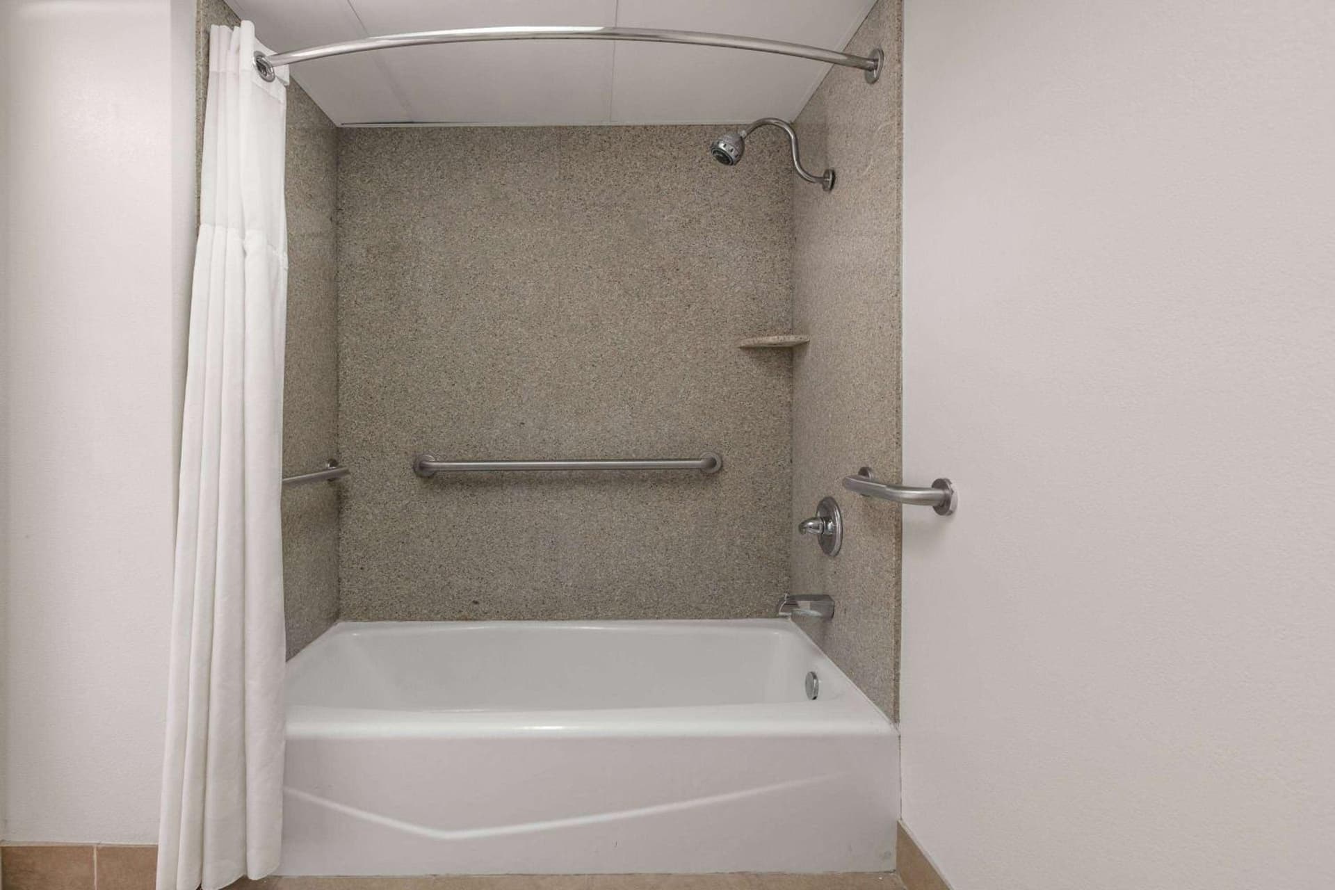 Ramada by Wyndham Odessa Near University of Texas Permian gallery photo in Odessa, TX — image 27