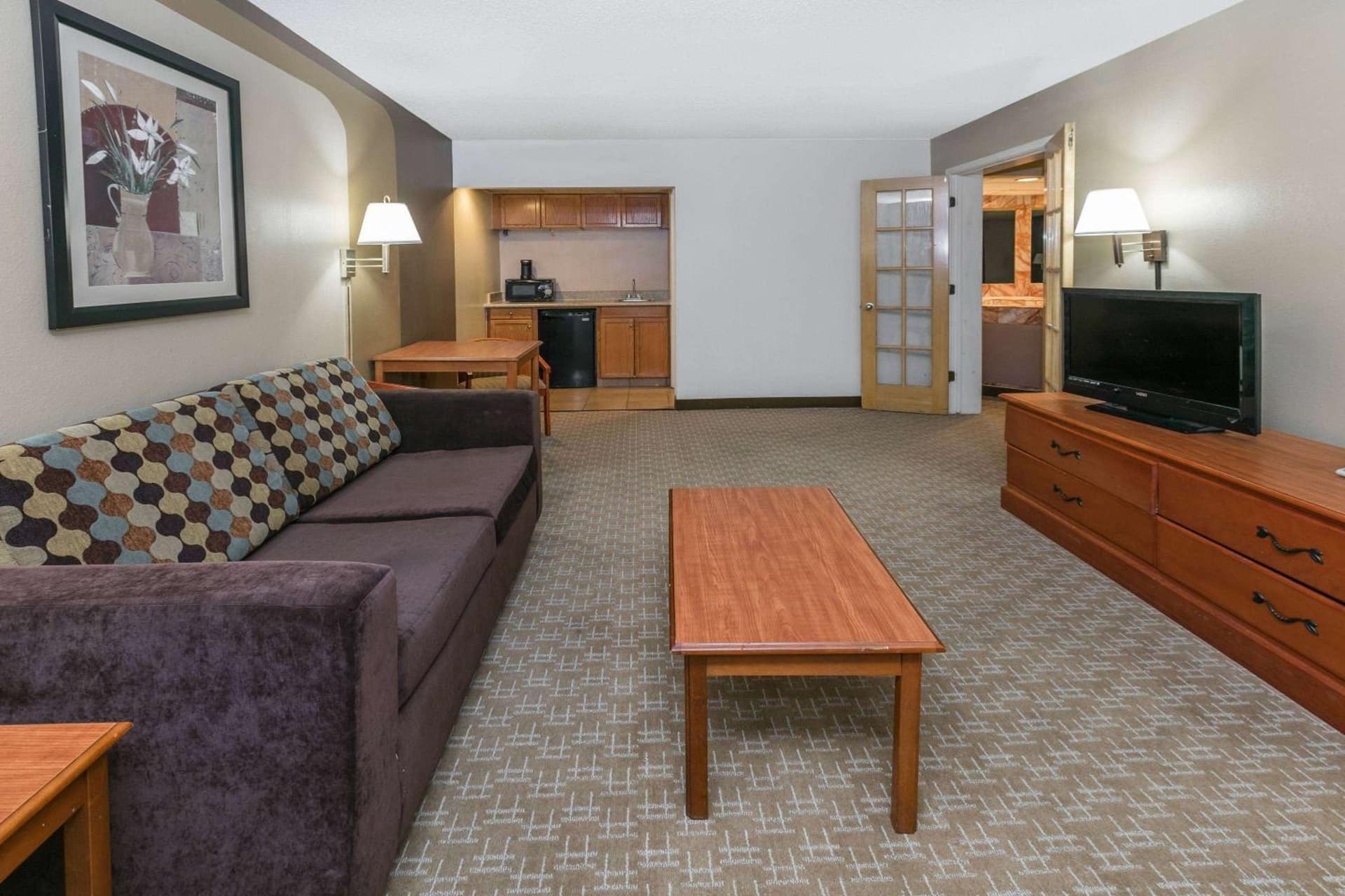 Ramada by Wyndham Odessa Near University of Texas Permian gallery photo in Odessa, TX — image 34