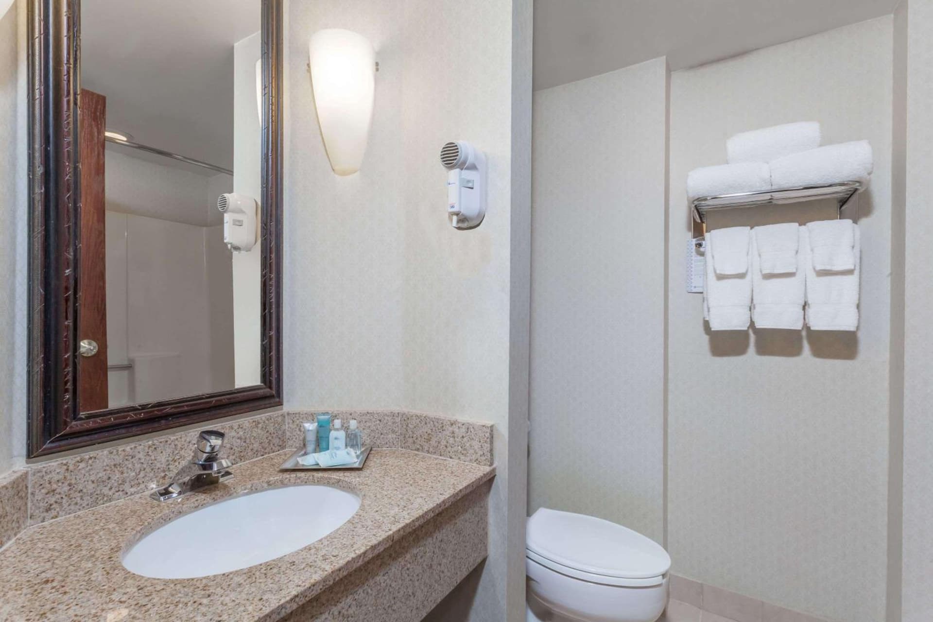 Wyndham Southbury gallery photo in Southbury, CT — image 10