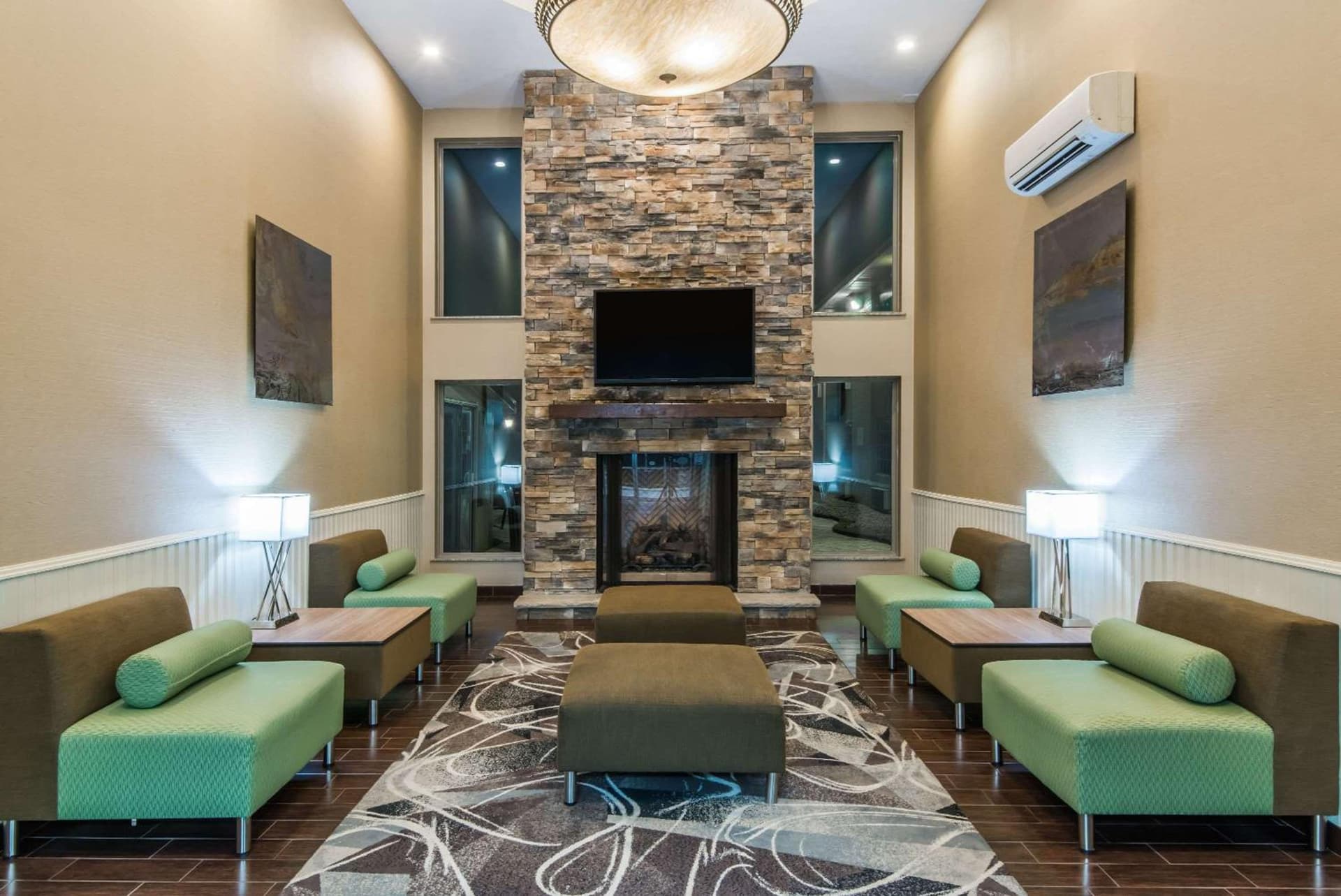 Wyndham Garden Hotel Cross Lanes Charleston property views in Charleston, WV — gallery photo 3
