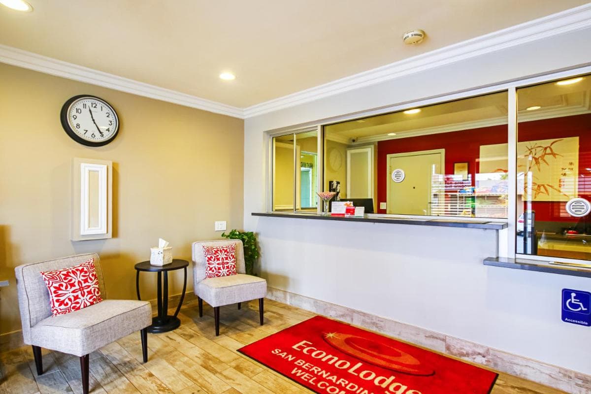 Econo Lodge San Bernardino I-215 gallery photo in San Bernardino, CA — image 4