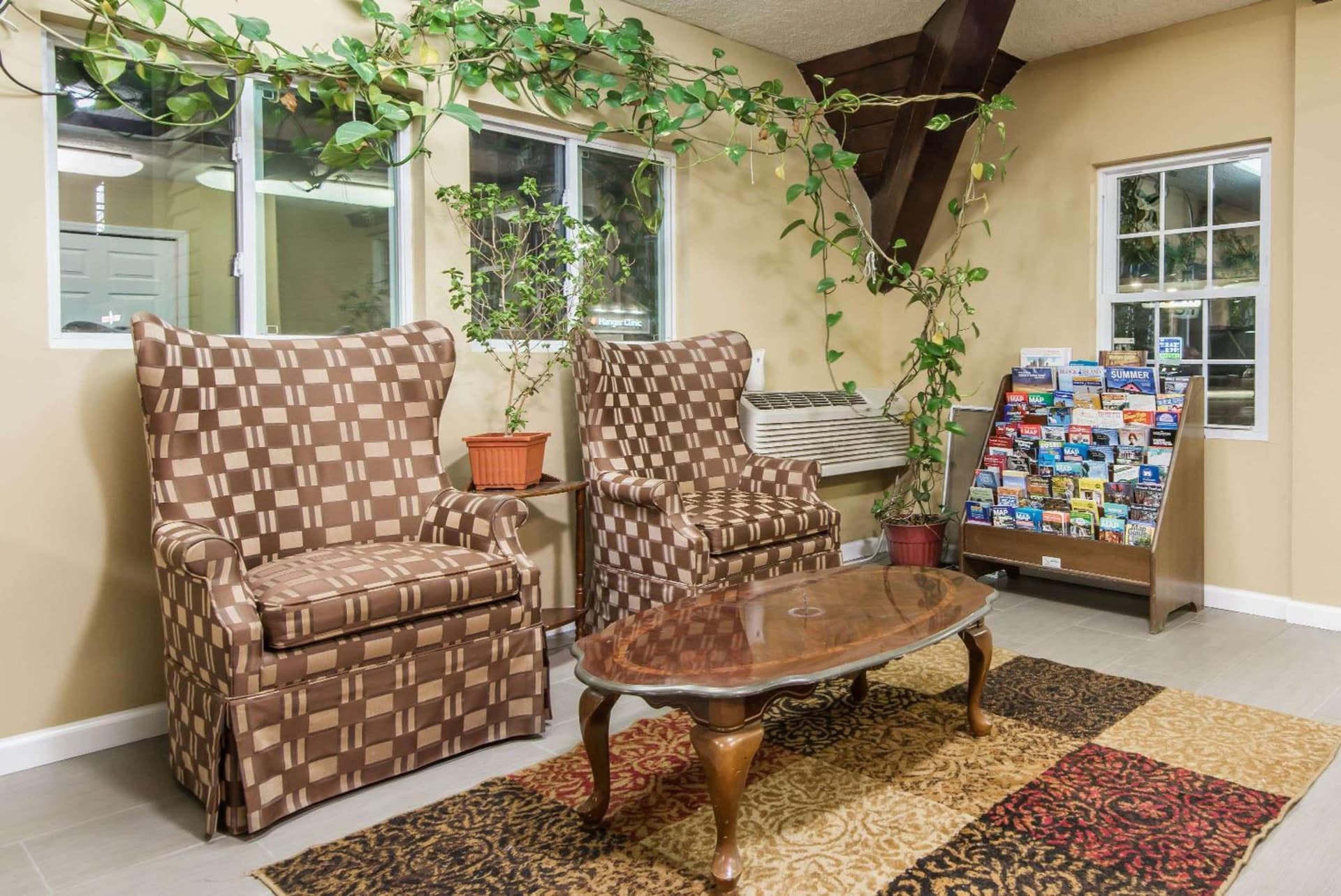 Vernon Motel property views in Vernon — gallery photo 3