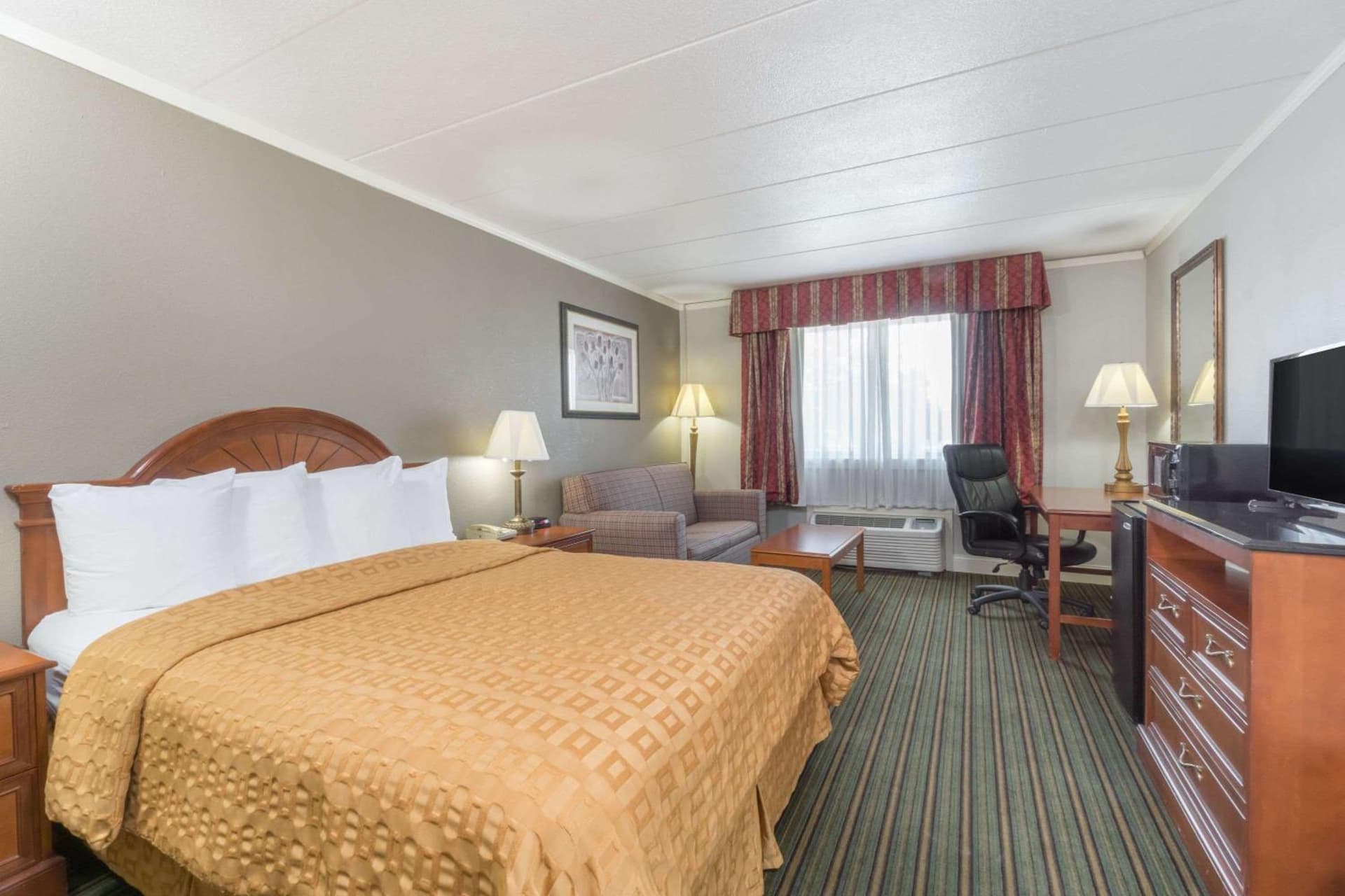 Days Inn by Wyndham Columbus East Airport gallery photo in Columbus, OH — image 25