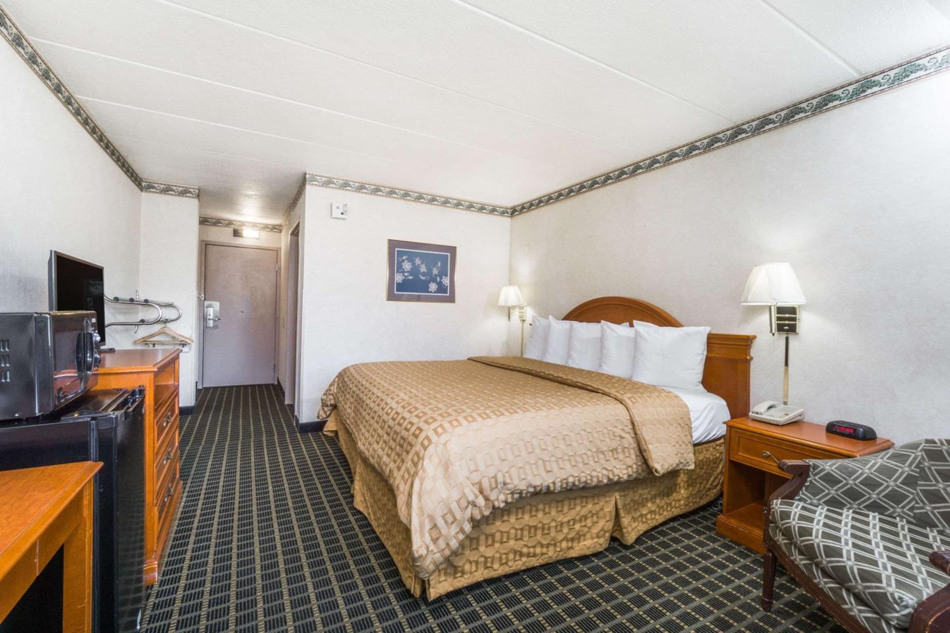 Days Inn by Wyndham Columbus East Airport gallery photo in Columbus, OH — image 37