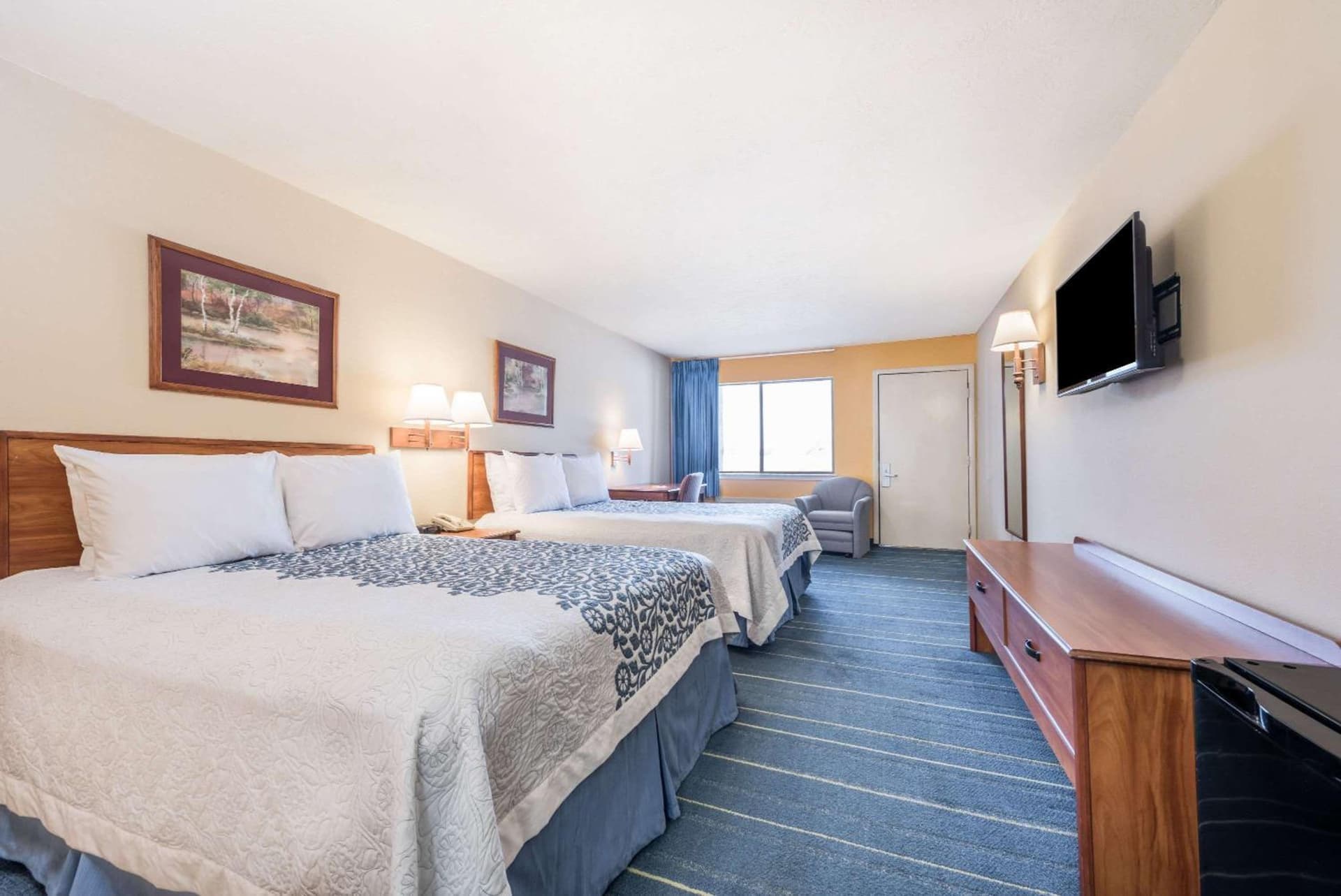 Days Inn by Wyndham Bryan College Station gallery photo in College Station, TX — image 10