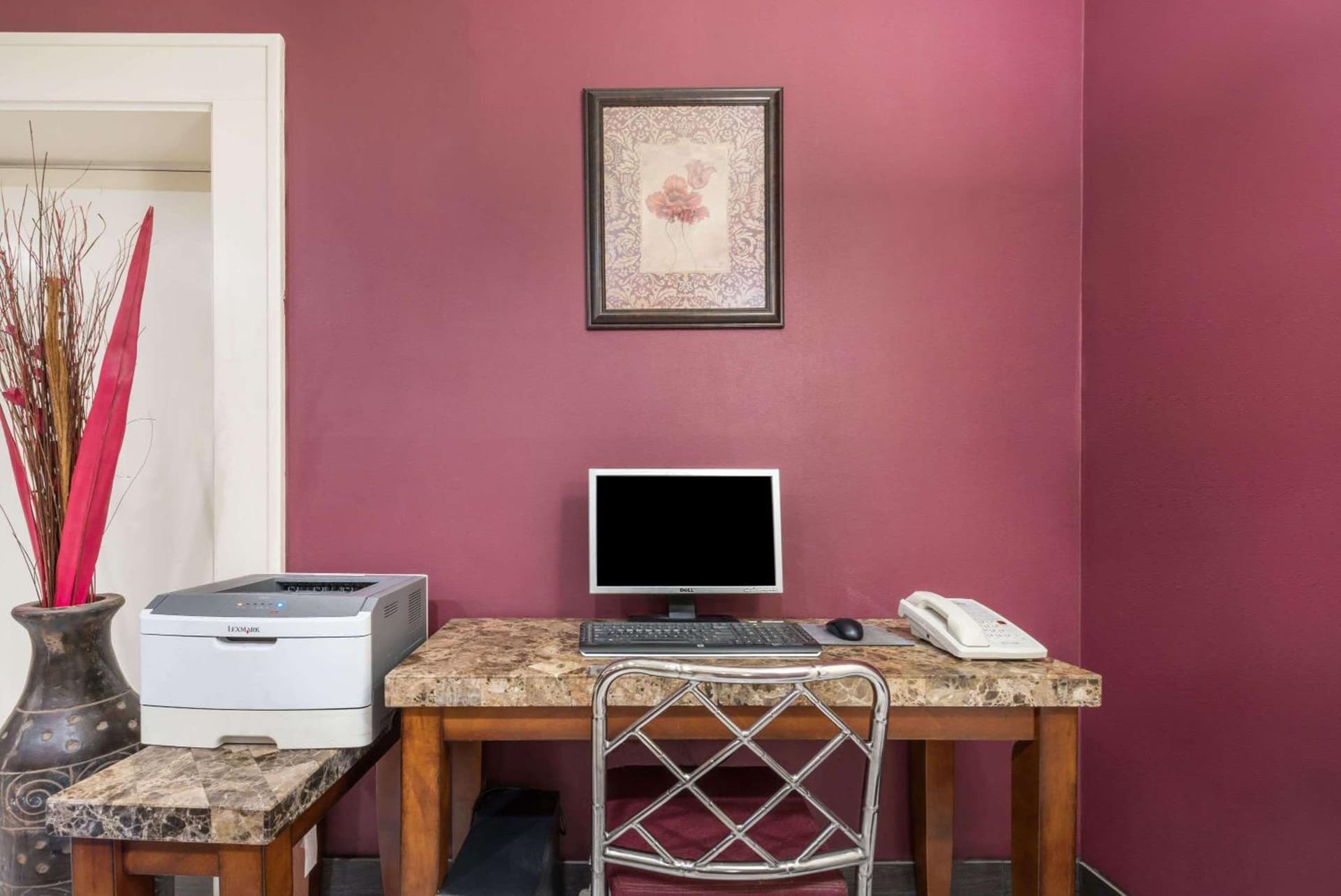 Days Inn by Wyndham Bryan College Station gallery photo in College Station, TX — image 8