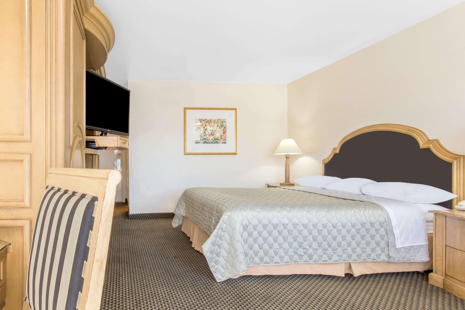 Days Inn by Wyndham Modesto gallery photo in Modesto, CA — image 12