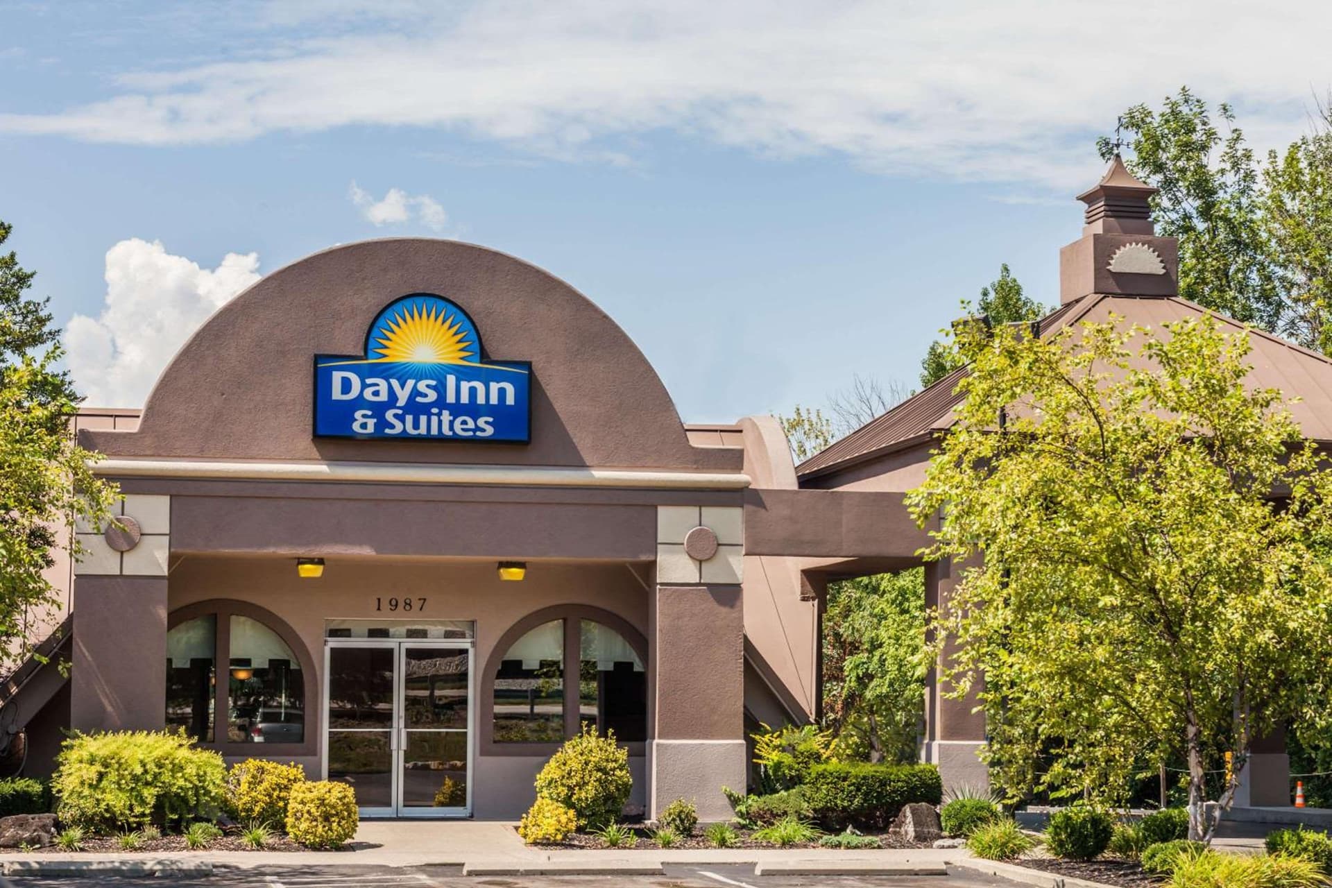 Days Inn & Suites by Wyndham Lexington featured exterior or lobby in Lexington, KY — similar hotel