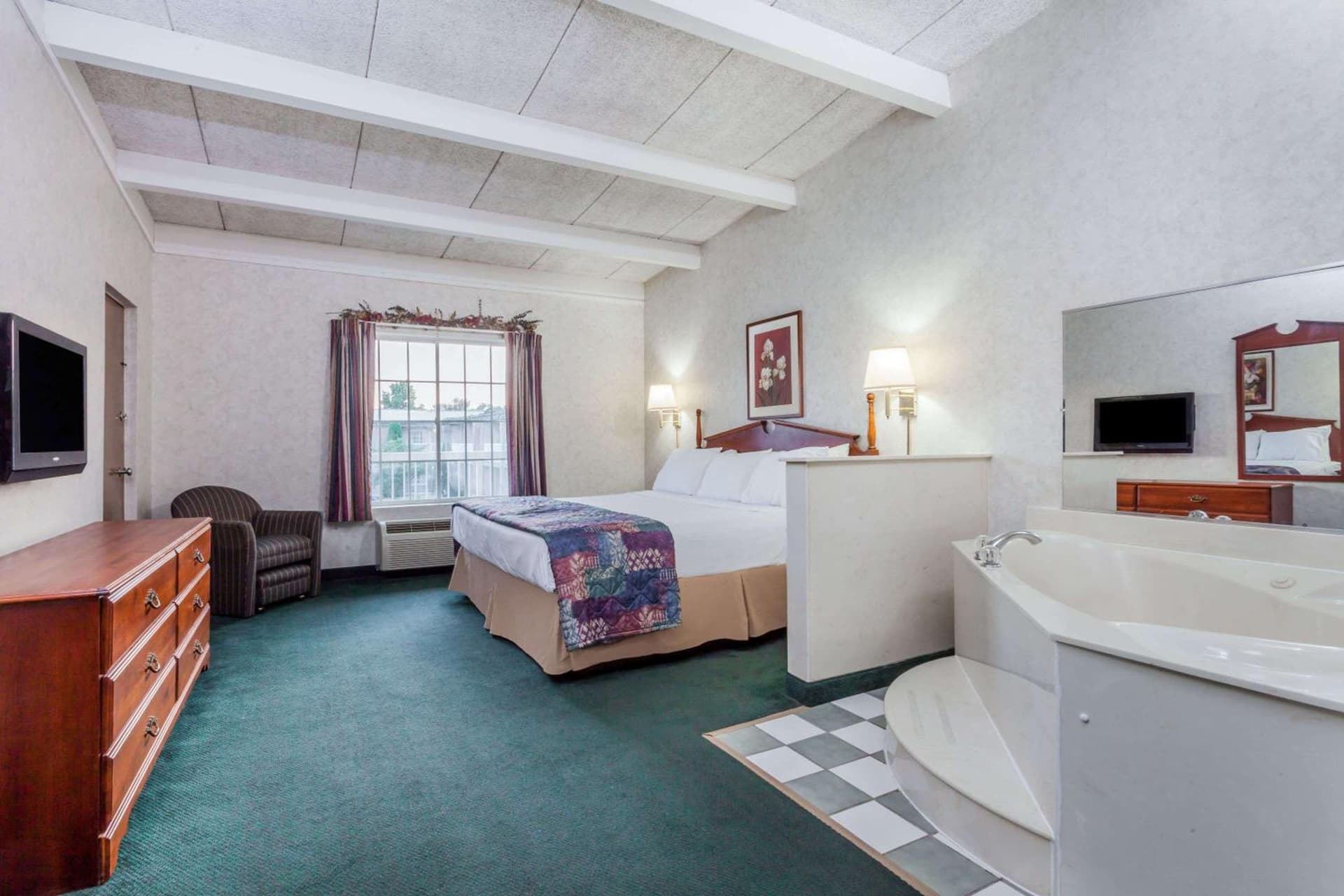Days Inn & Suites by Wyndham Lexington gallery photo in Lexington, KY — image 5