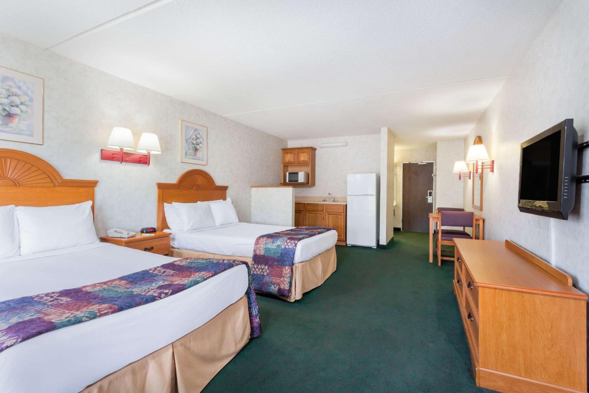Days Inn & Suites by Wyndham Lexington gallery photo in Lexington, KY — image 17