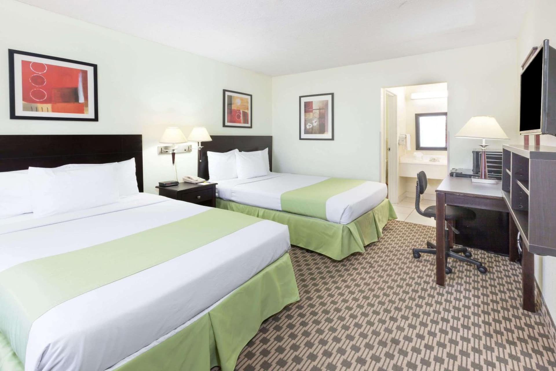 SureStay by Best Western Irving Grapevine DFW North gallery photo in Irving, TX — image 12