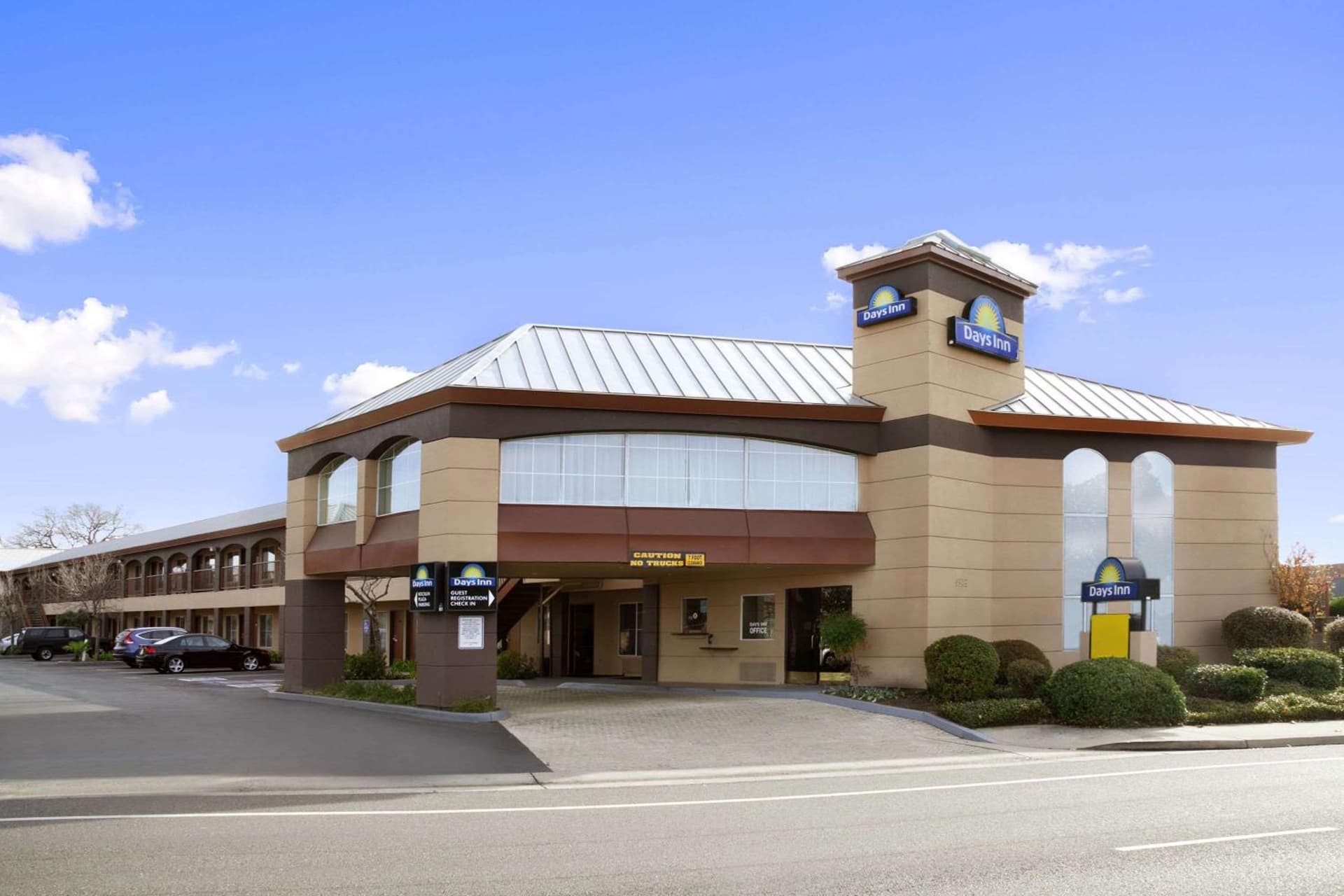 Days Inn by Wyndham Rocklin/Sacramento featured exterior or lobby in Rocklin, CA — similar hotel