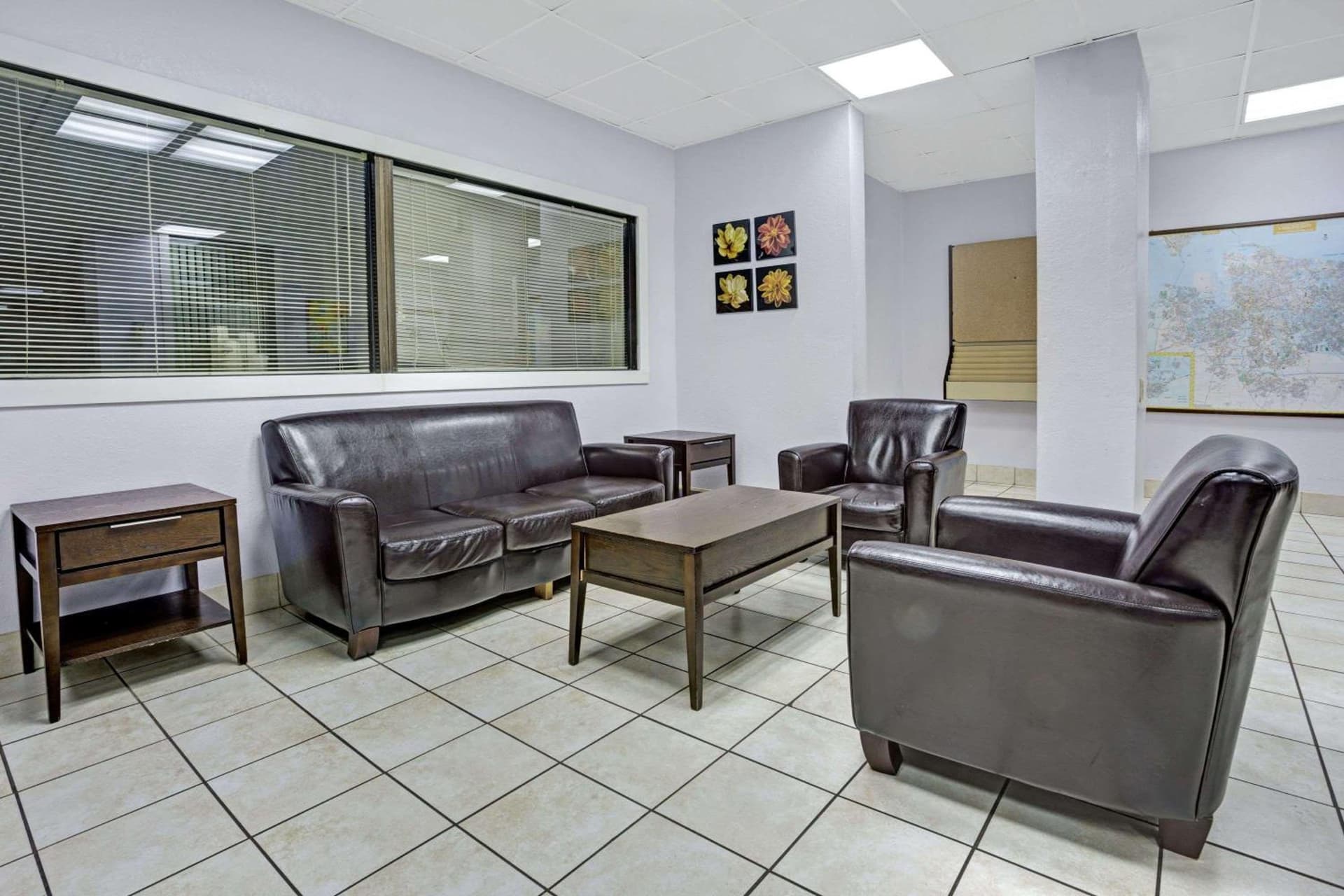 Days Inn by Wyndham Norfolk Military Circle gallery photo in Norfolk, VA — image 7