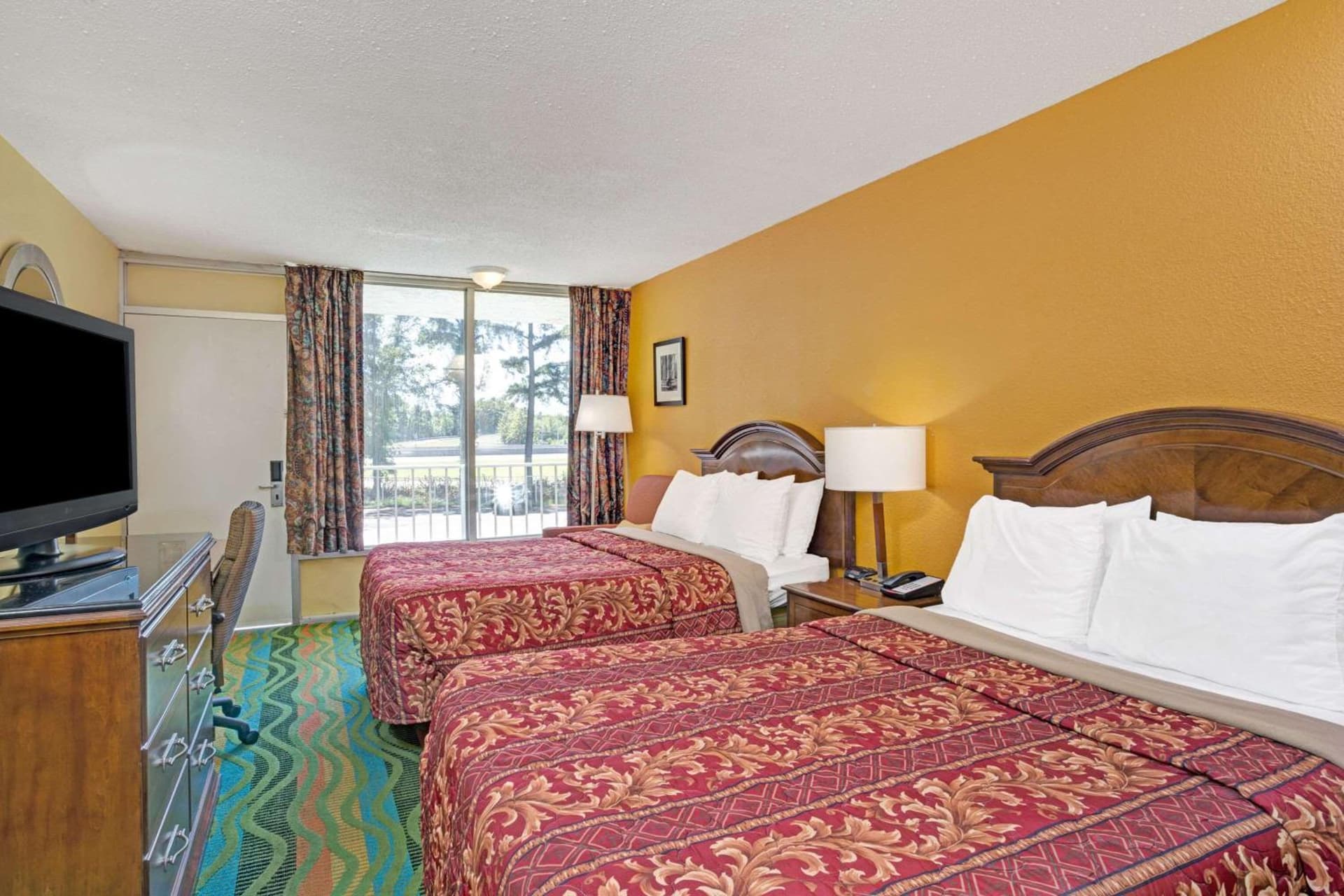 Days Inn by Wyndham Norfolk Military Circle gallery photo in Norfolk, VA — image 15