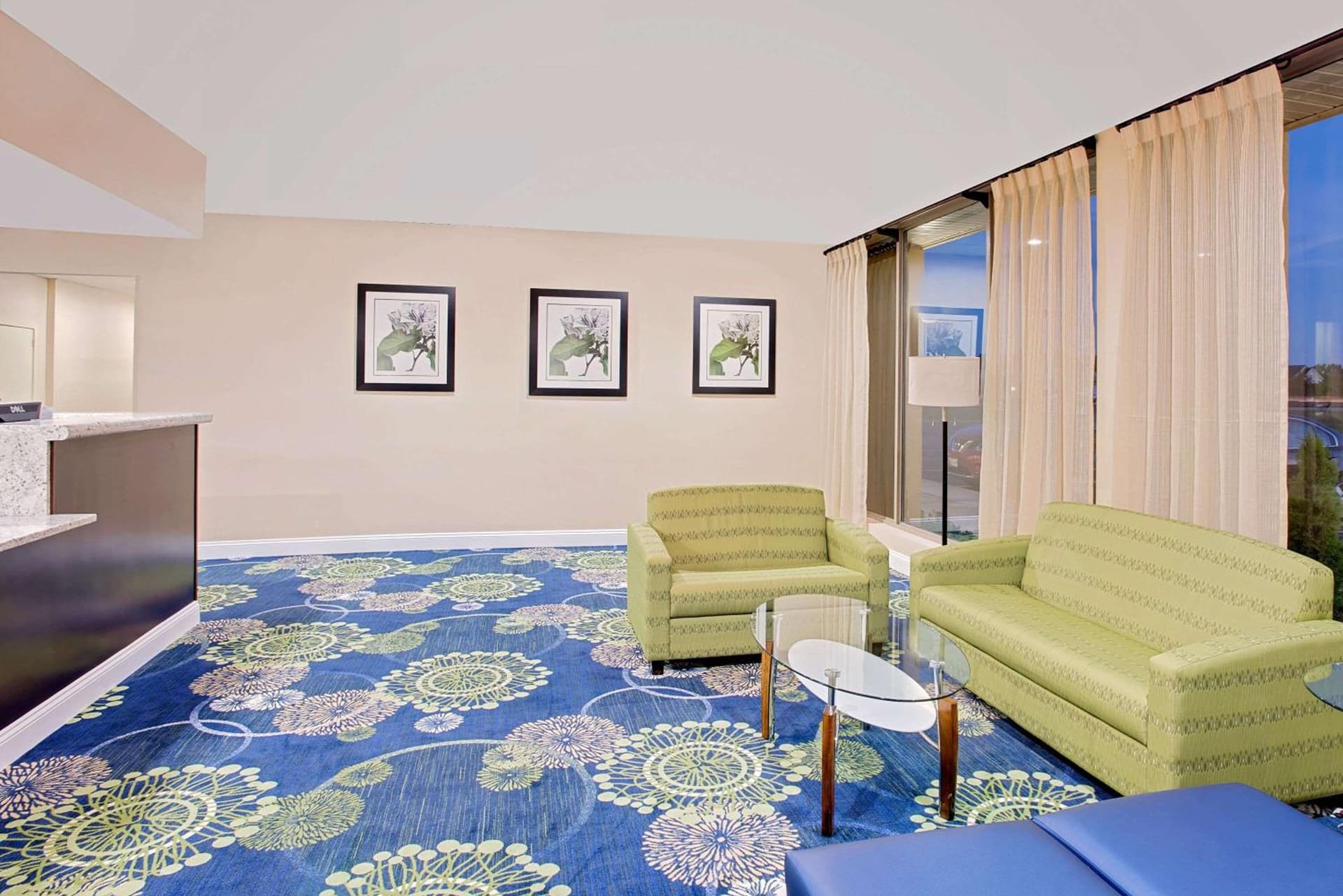 Days Inn by Wyndham Easton interior in Easton, MD — gallery photo 2