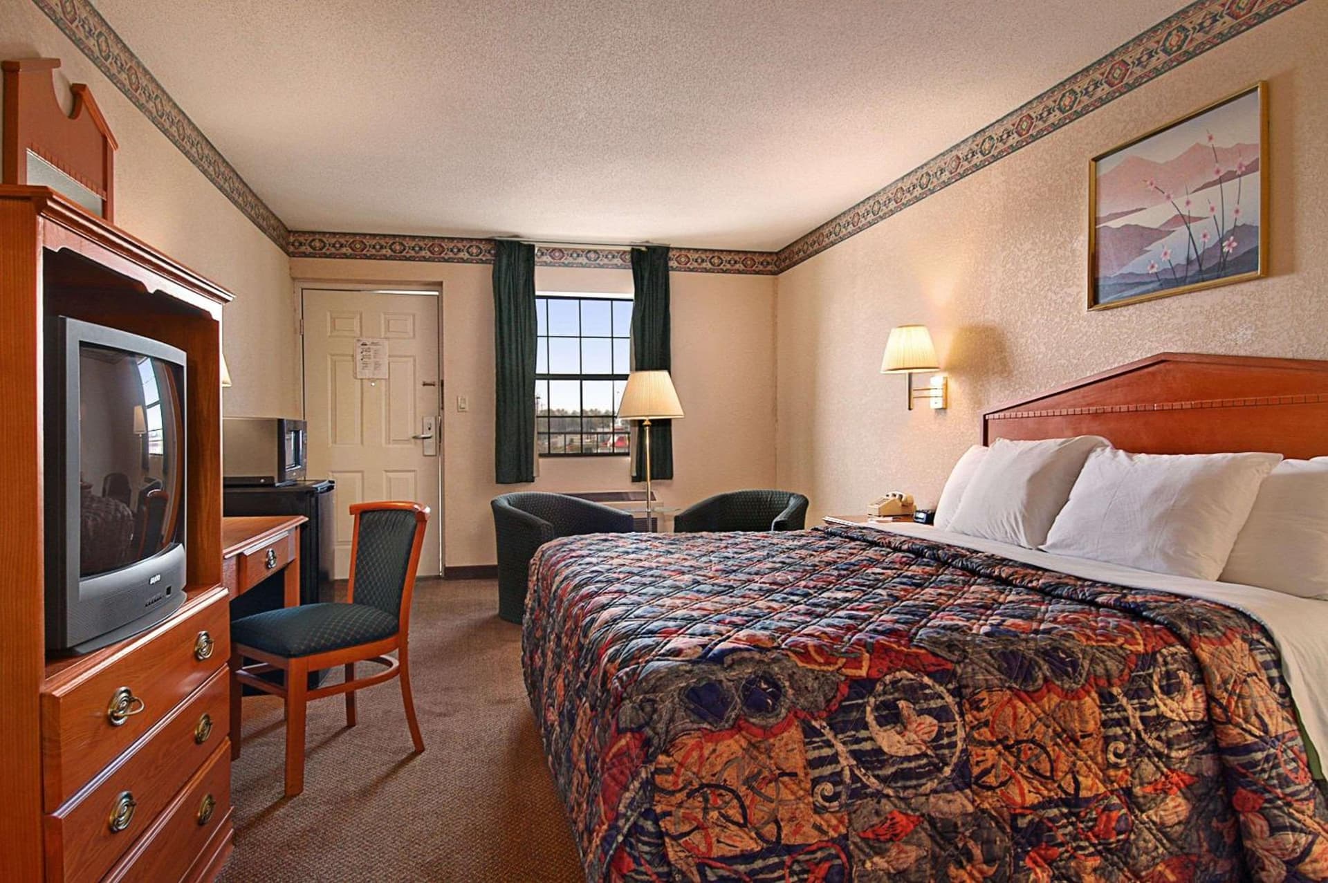 Days Inn by Wyndham Brownsville property views in Brownsville, TN — gallery photo 3