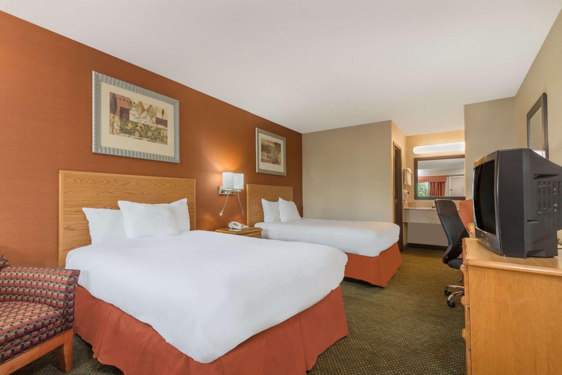 Days Inn by Wyndham Columbus Fairgrounds gallery photo in Columbus, OH — image 19