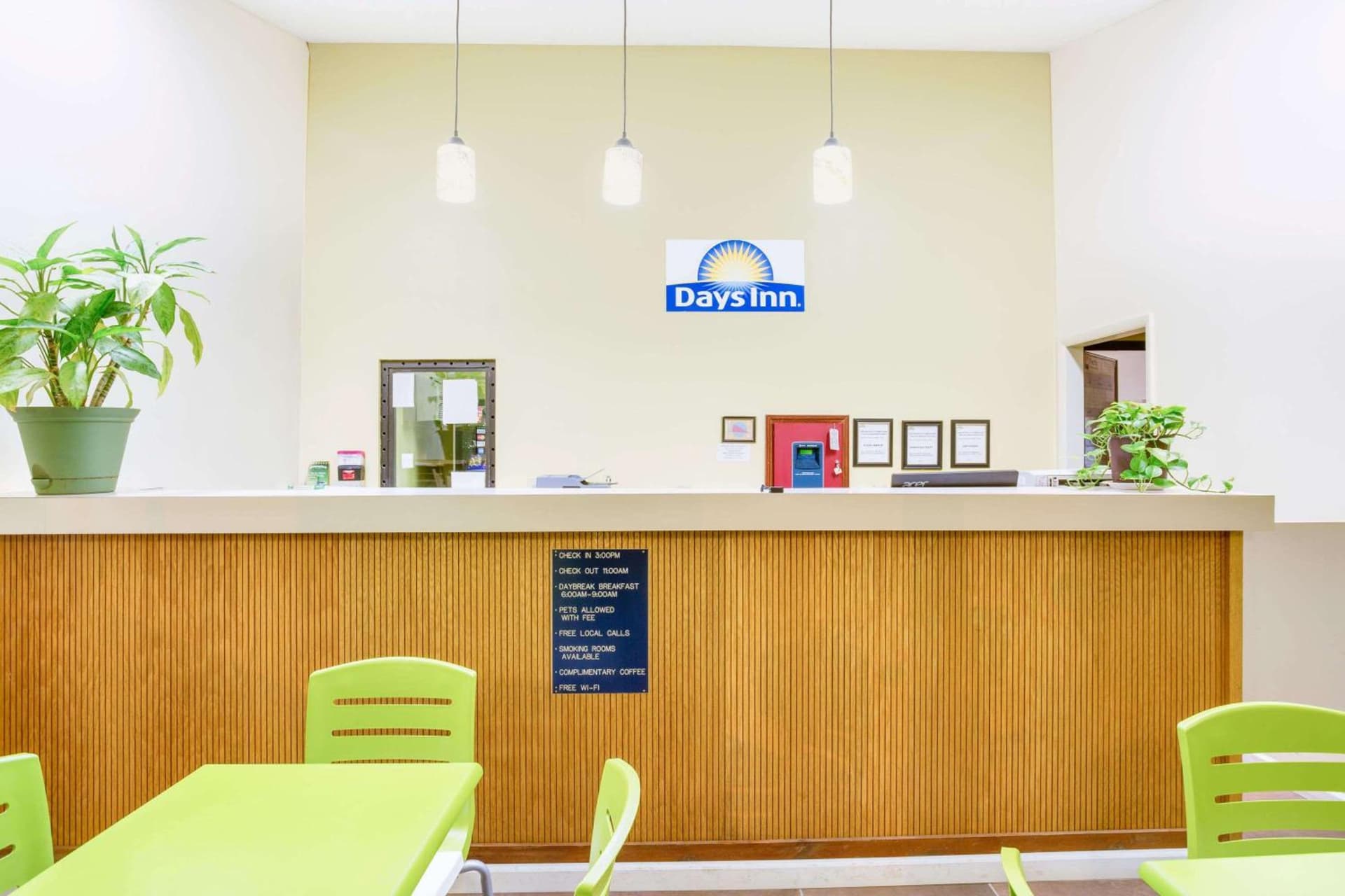 Days Inn by Wyndham Athens property views in Athens, OH — gallery photo 3